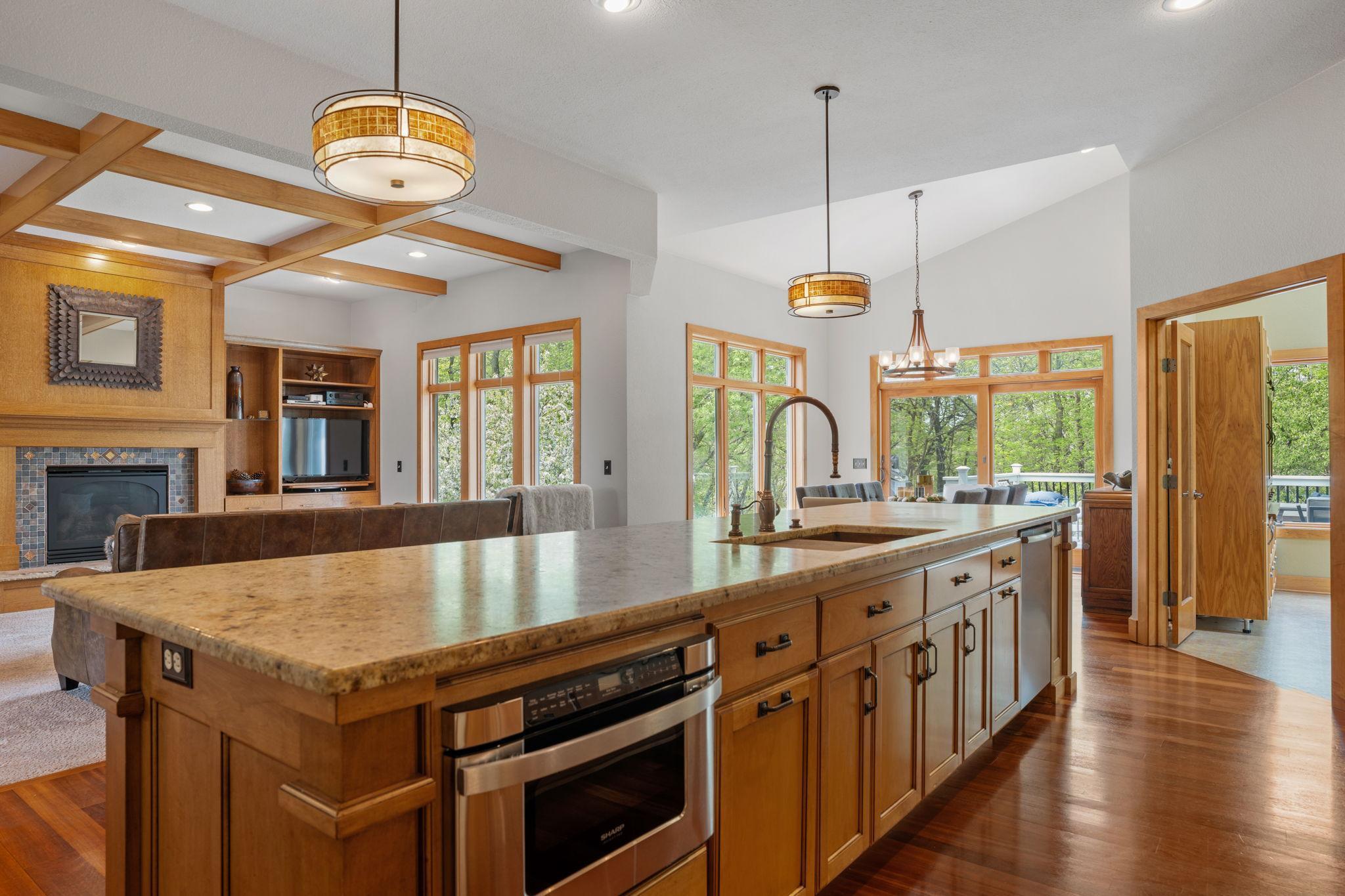 2950 Northridge Lane NE