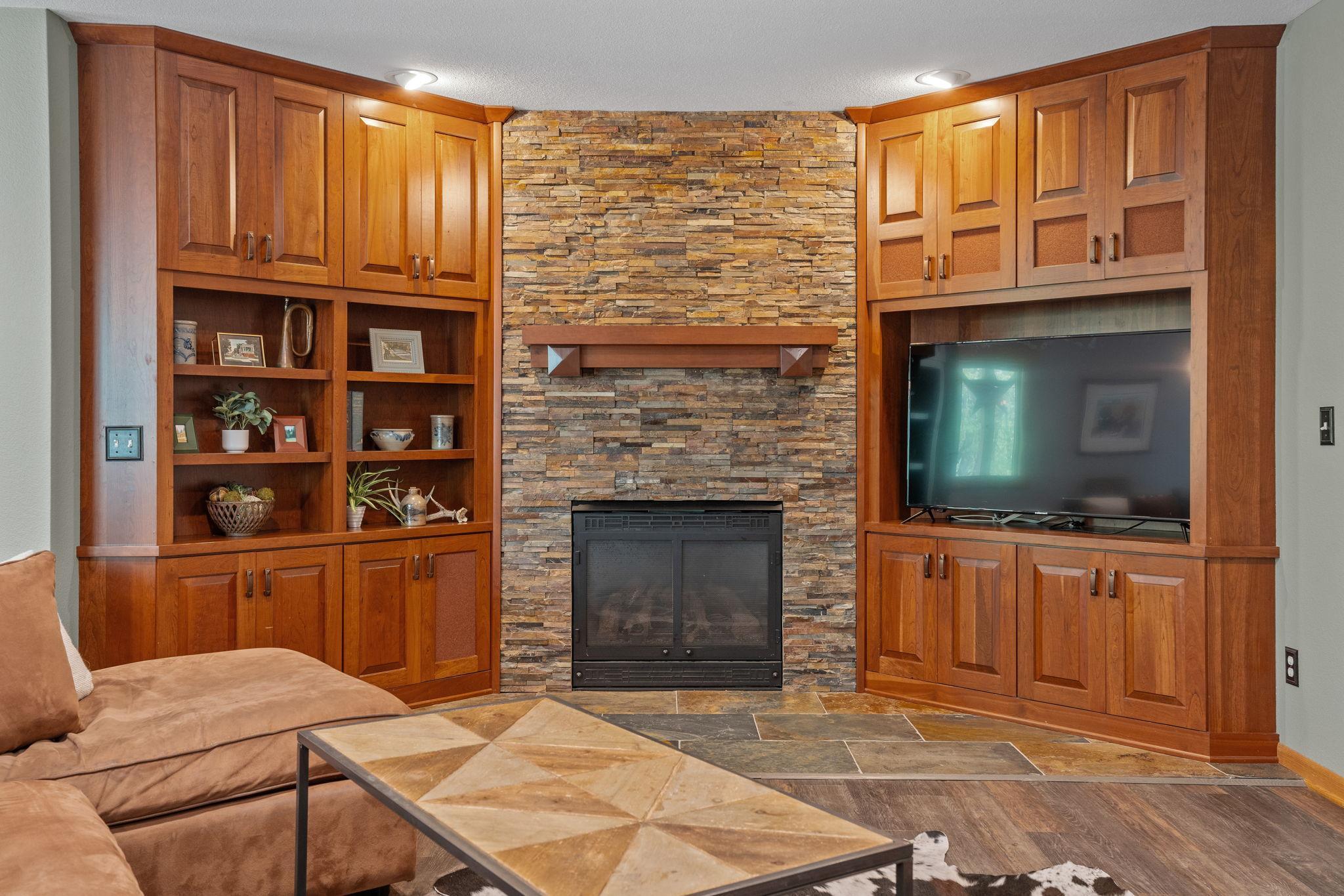 2950 Northridge Lane NE