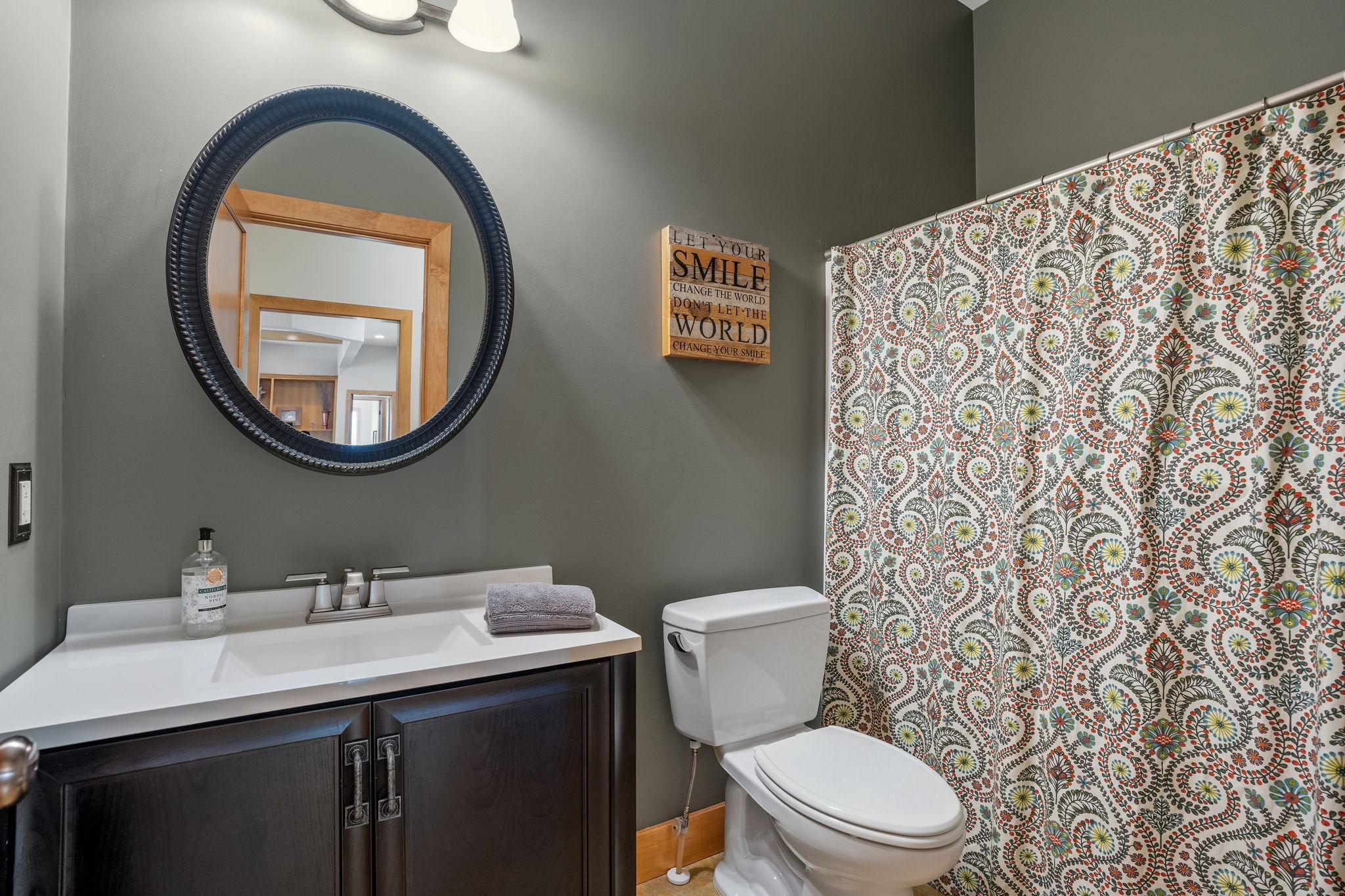 2950 Northridge Lane NE