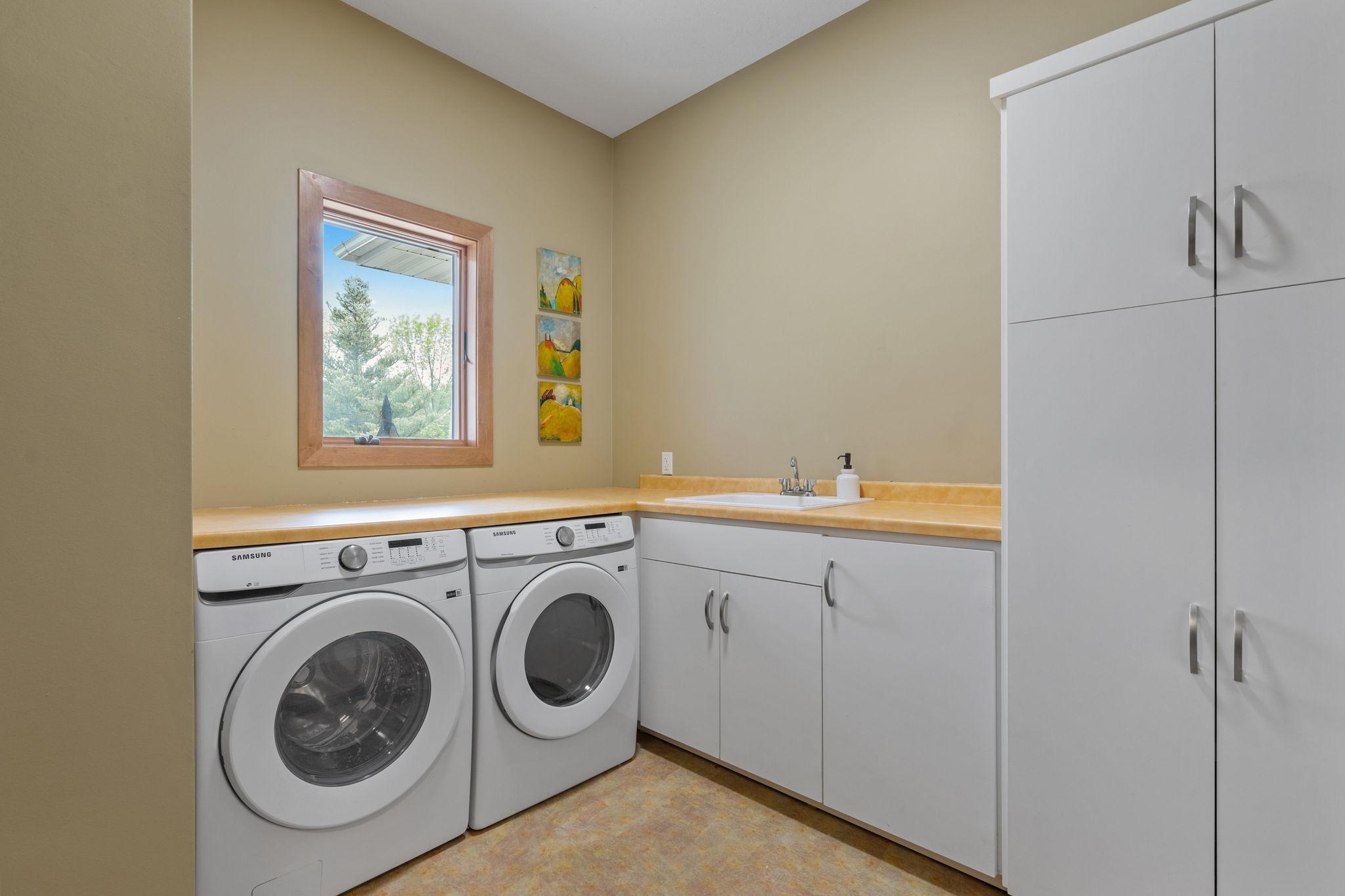 2950 Northridge Lane NE