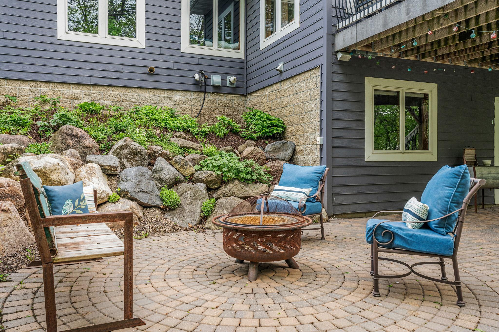 2950 Northridge Lane NE