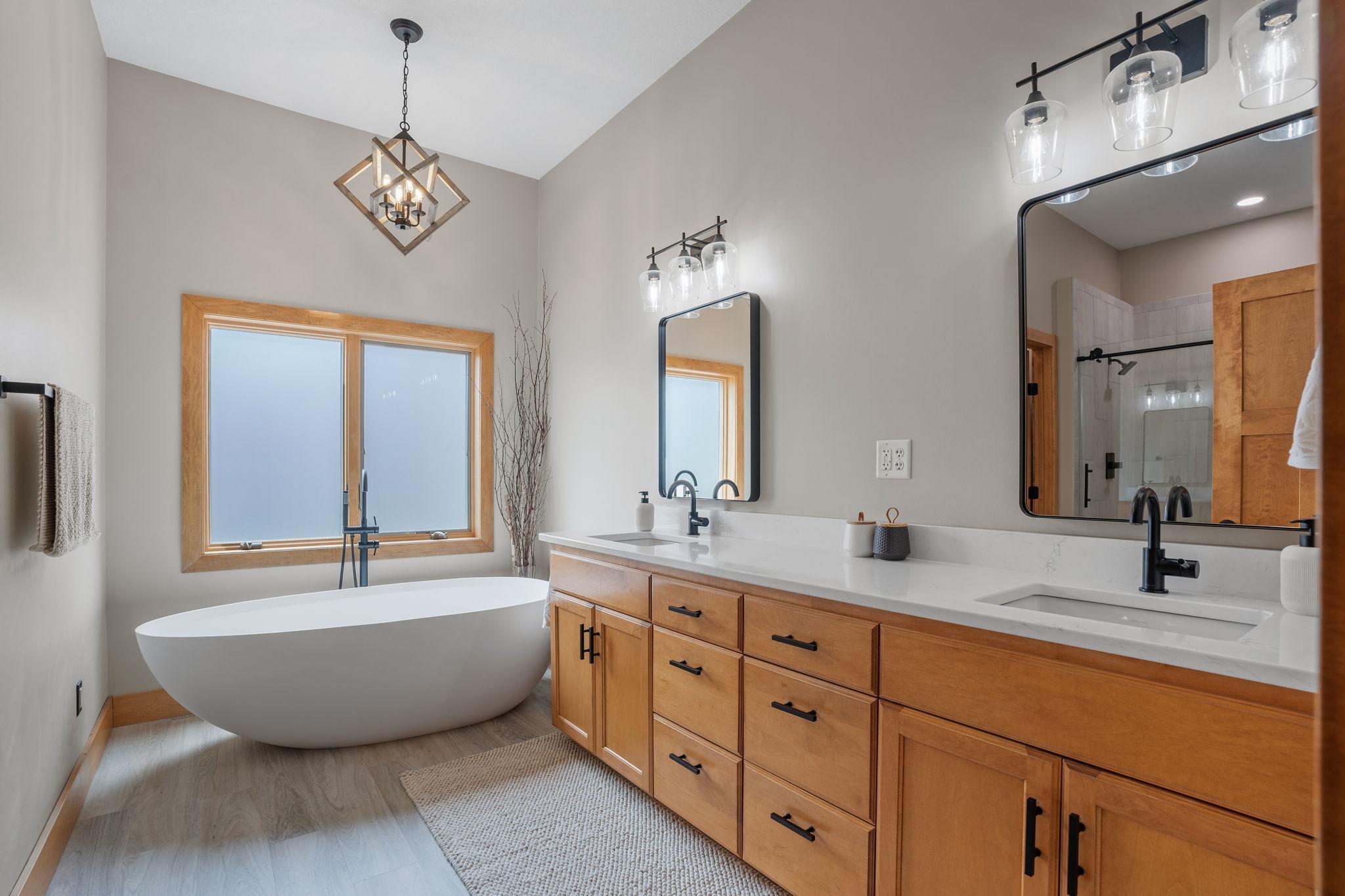 2950 Northridge Lane NE