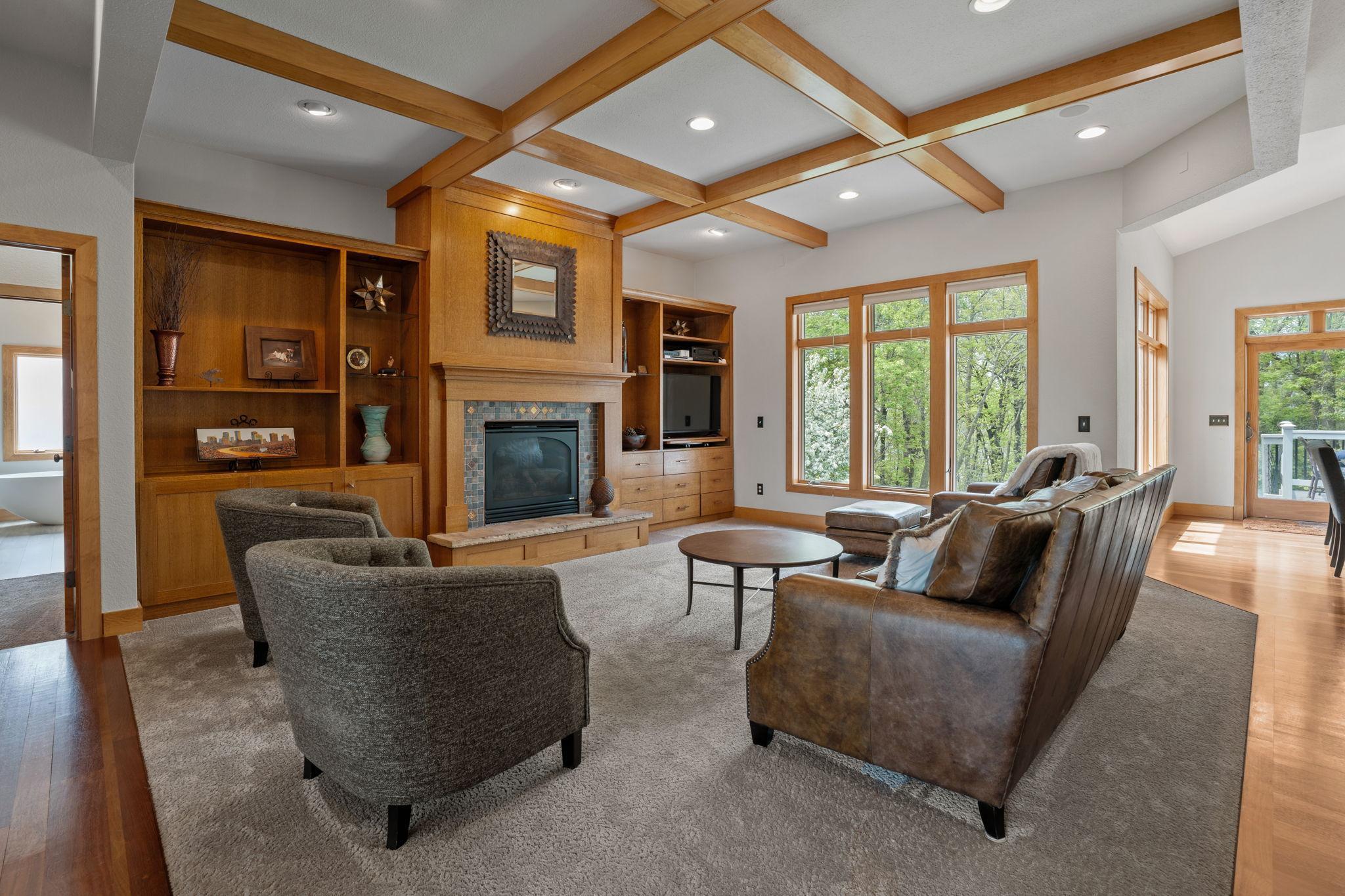 2950 Northridge Lane NE