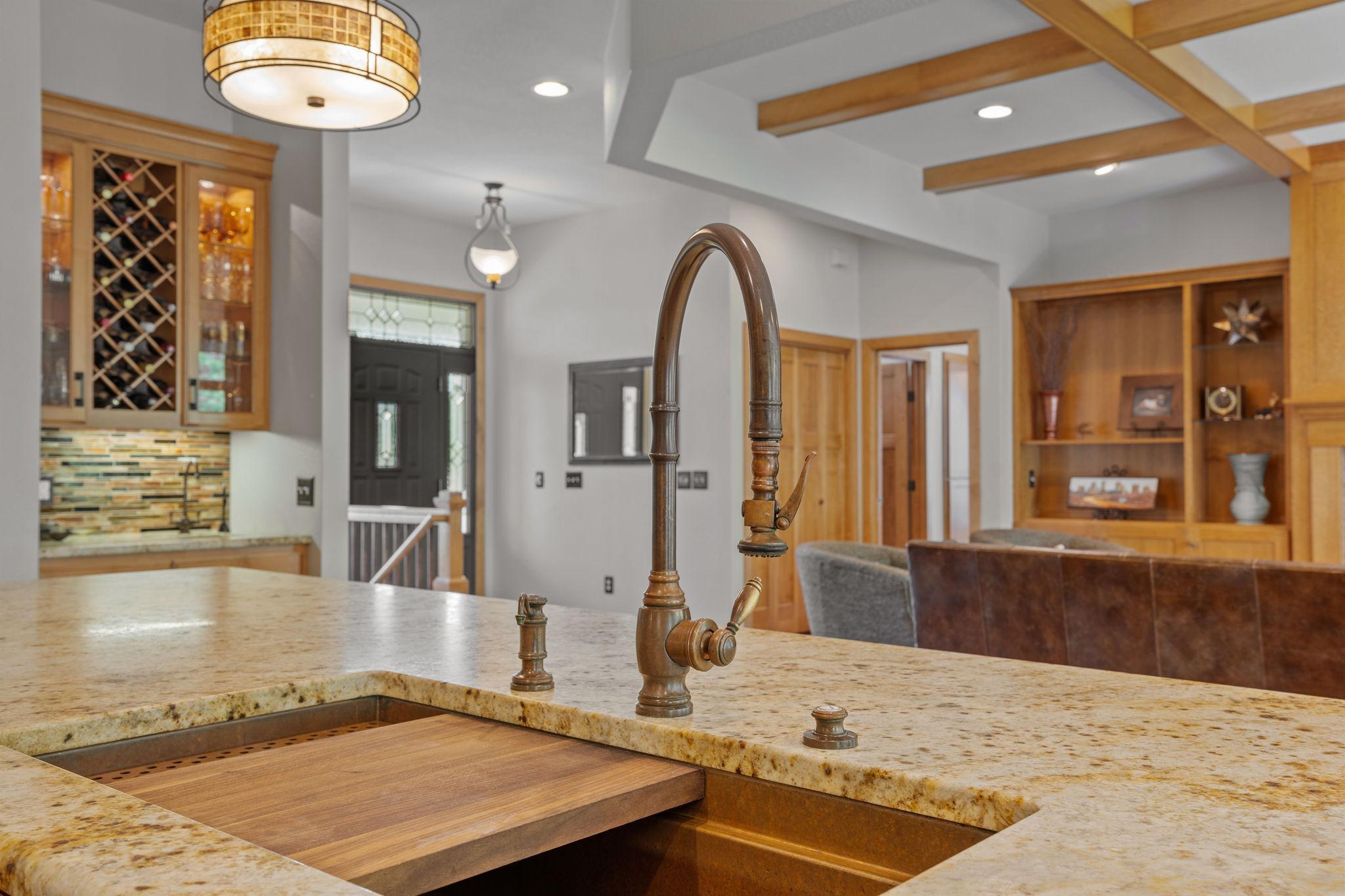 2950 Northridge Lane NE