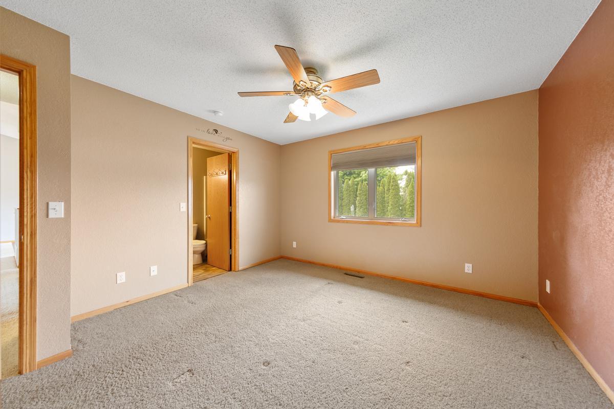 1960 Sunlight Avenue SE