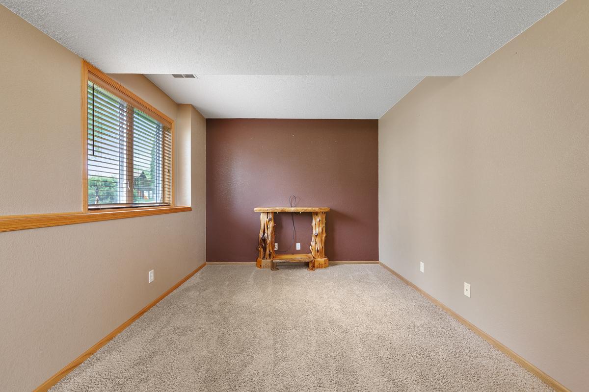 1960 Sunlight Avenue SE