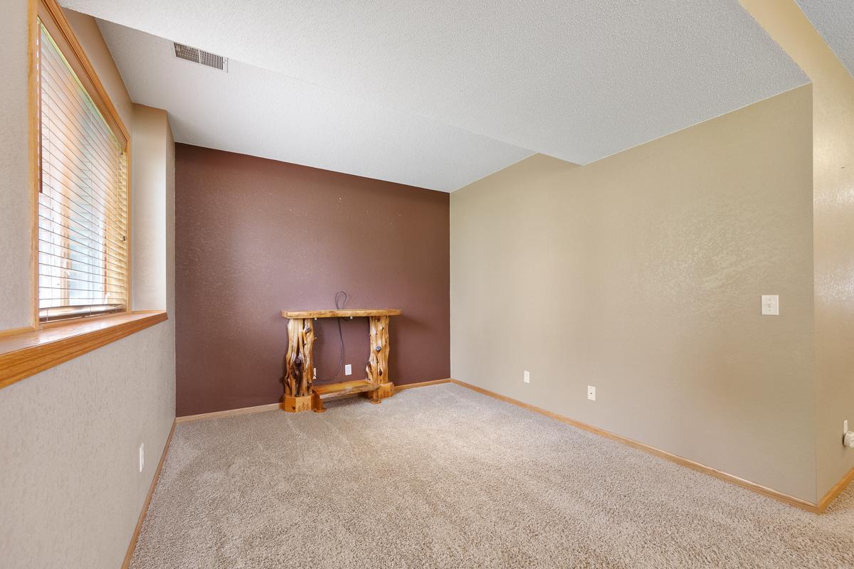 1960 Sunlight Avenue SE