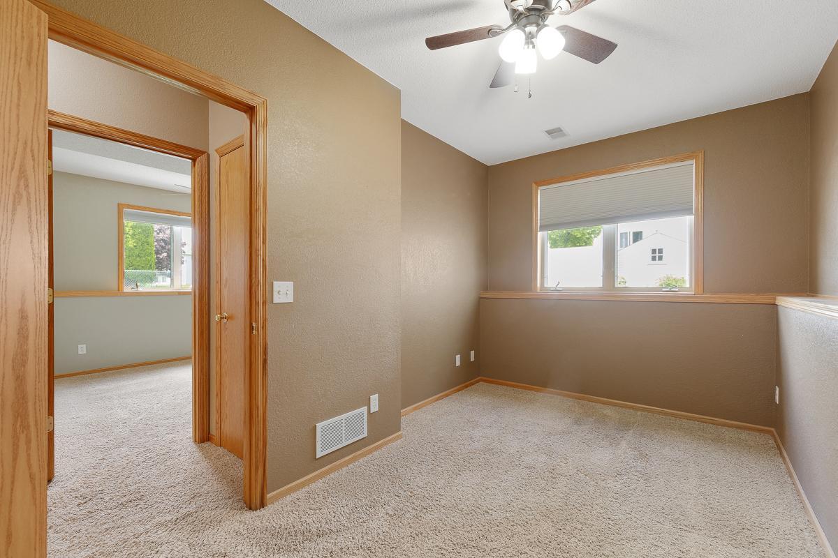 1960 Sunlight Avenue SE