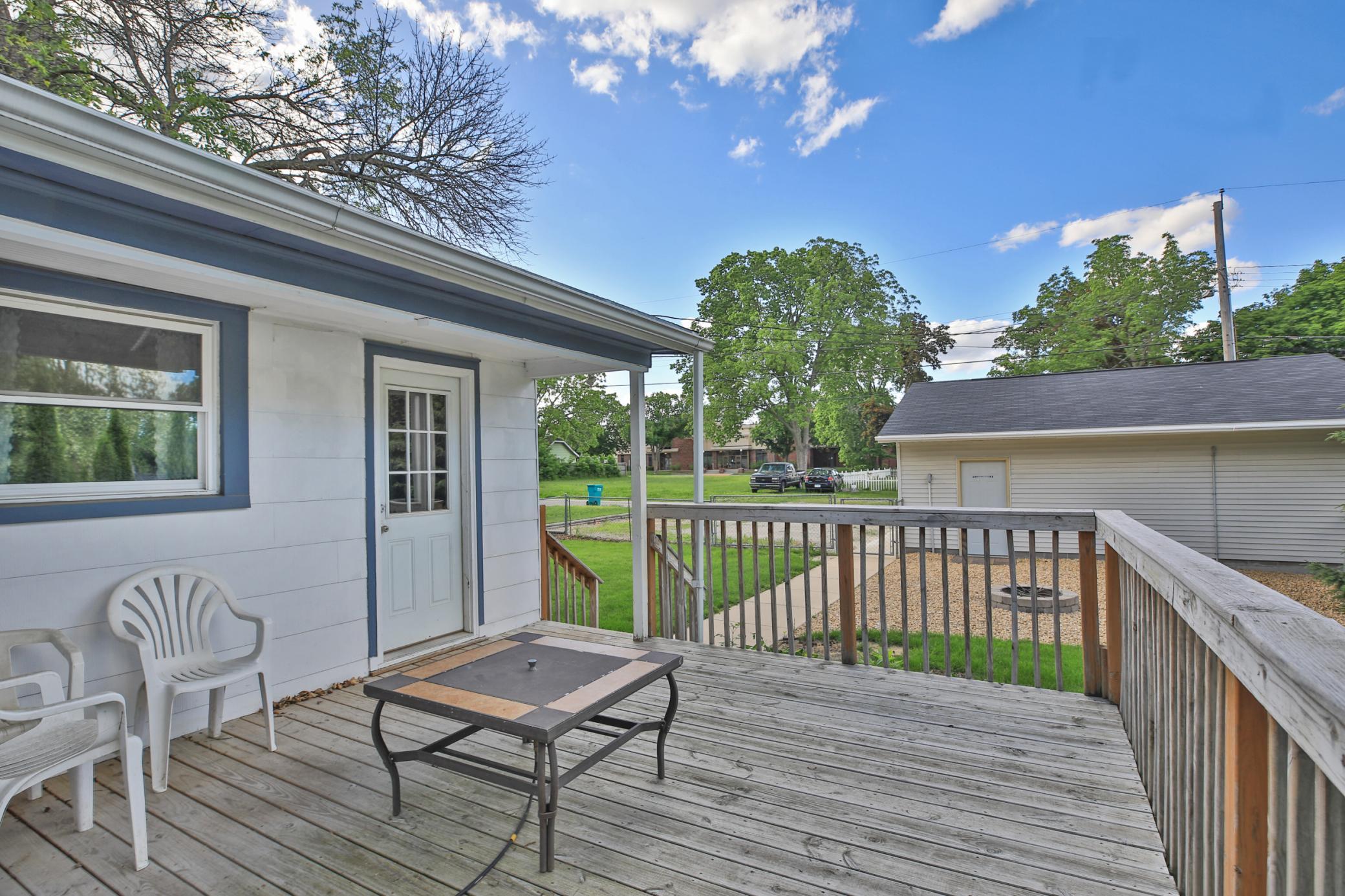 222 E Vine Street