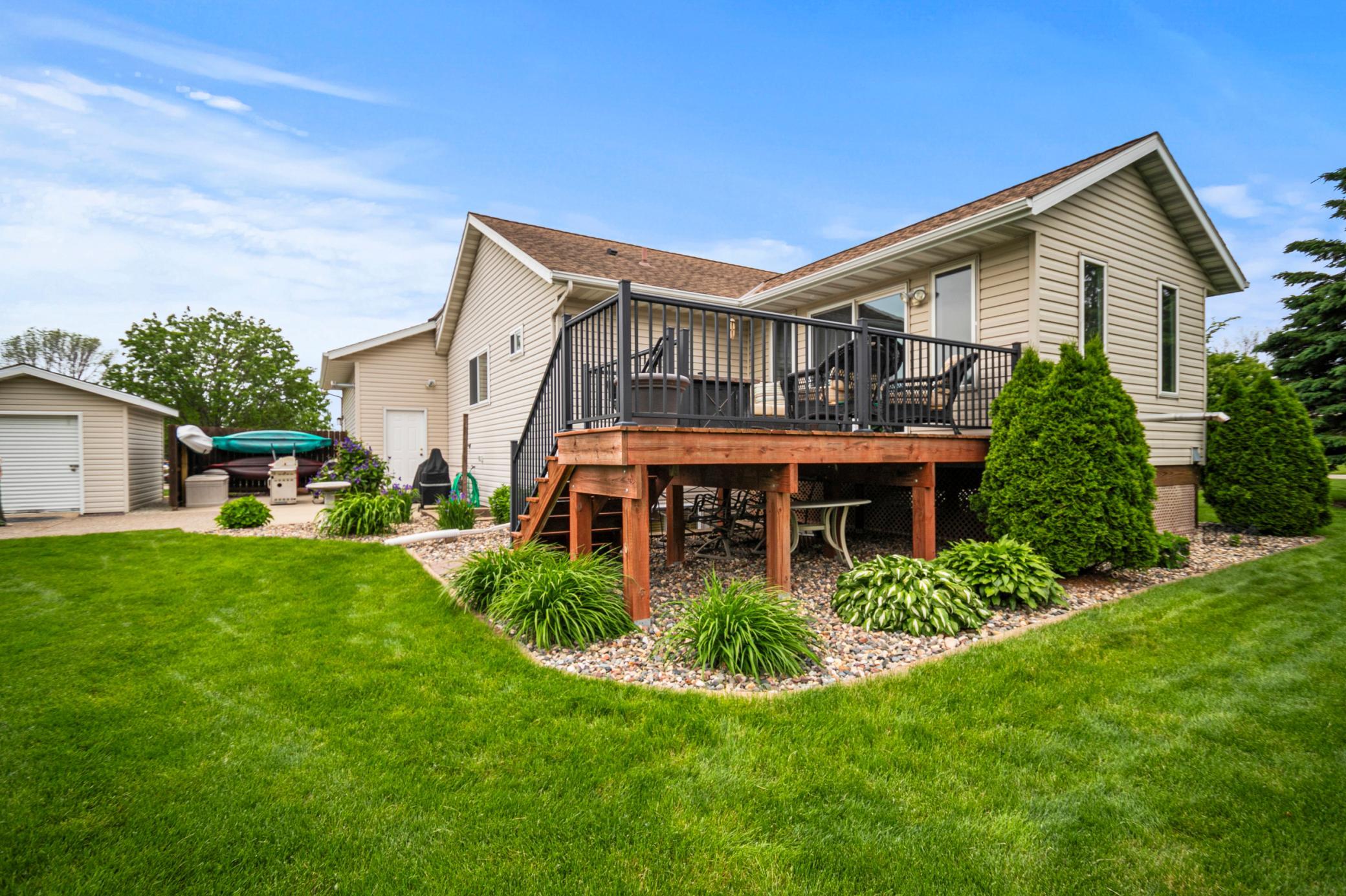 1800 Keller Place NE