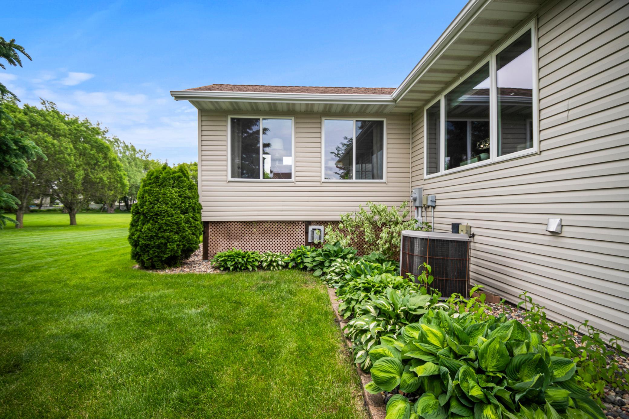 1800 Keller Place NE