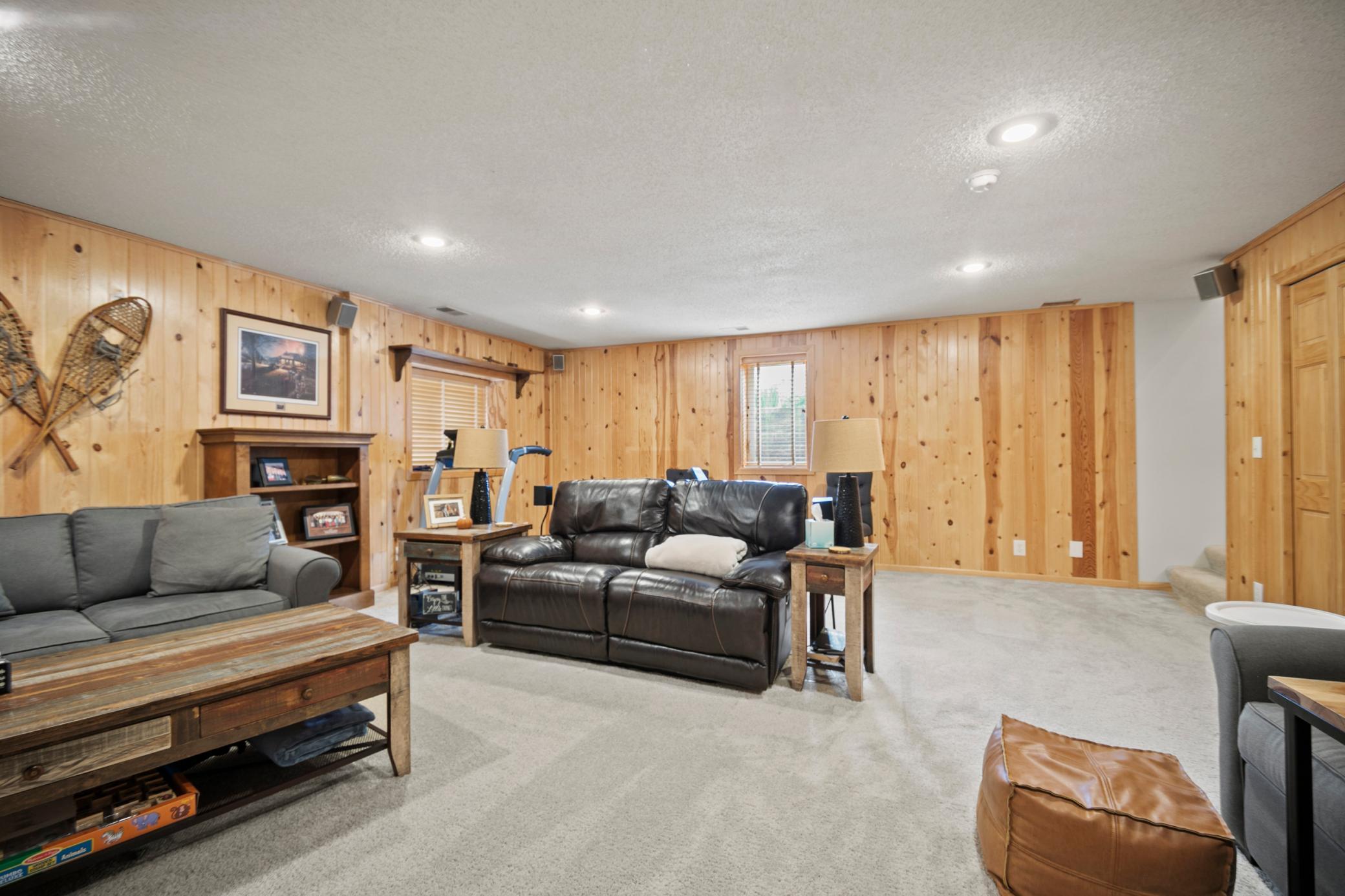 1800 Keller Place NE