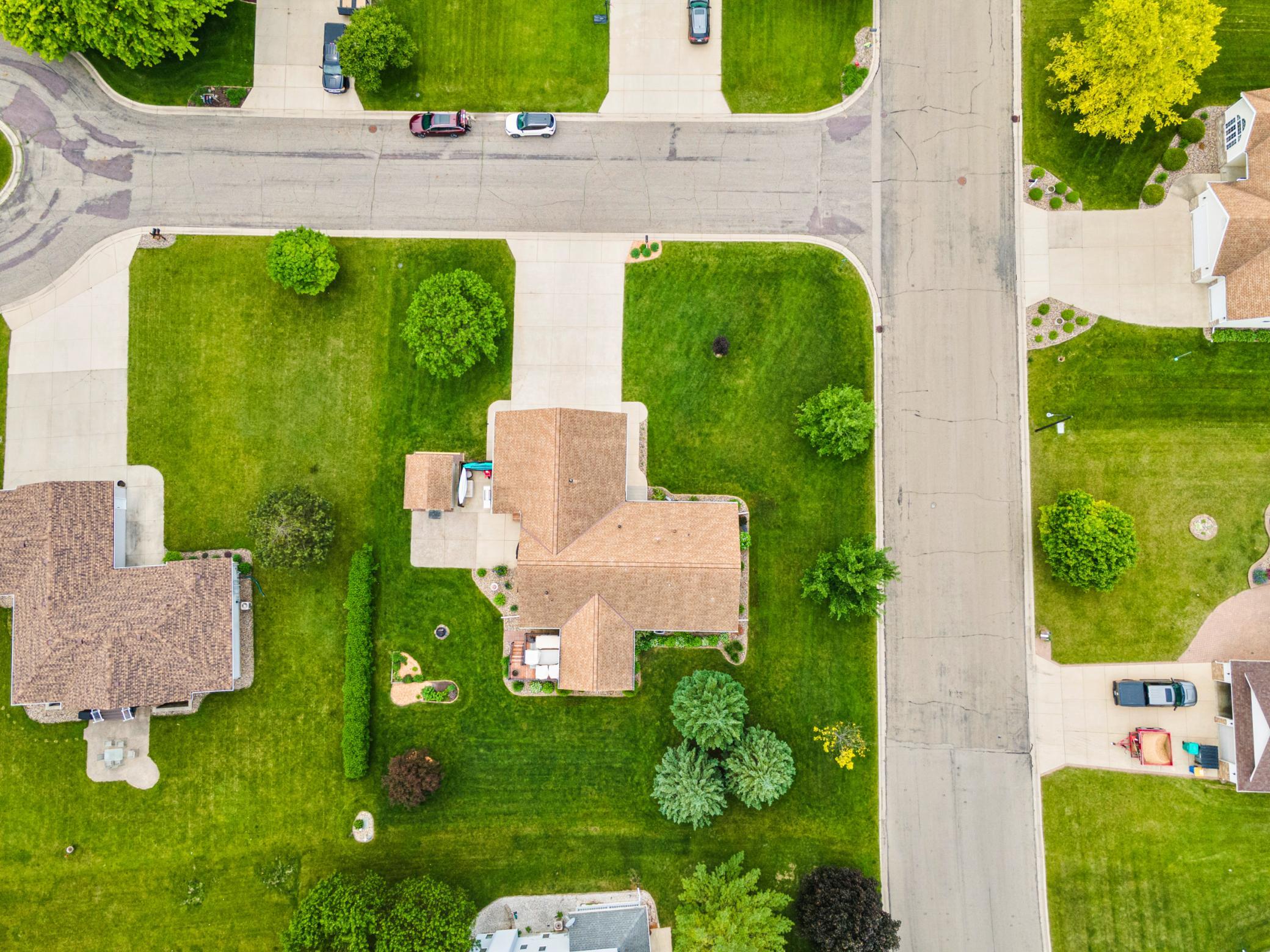 1800 Keller Place NE