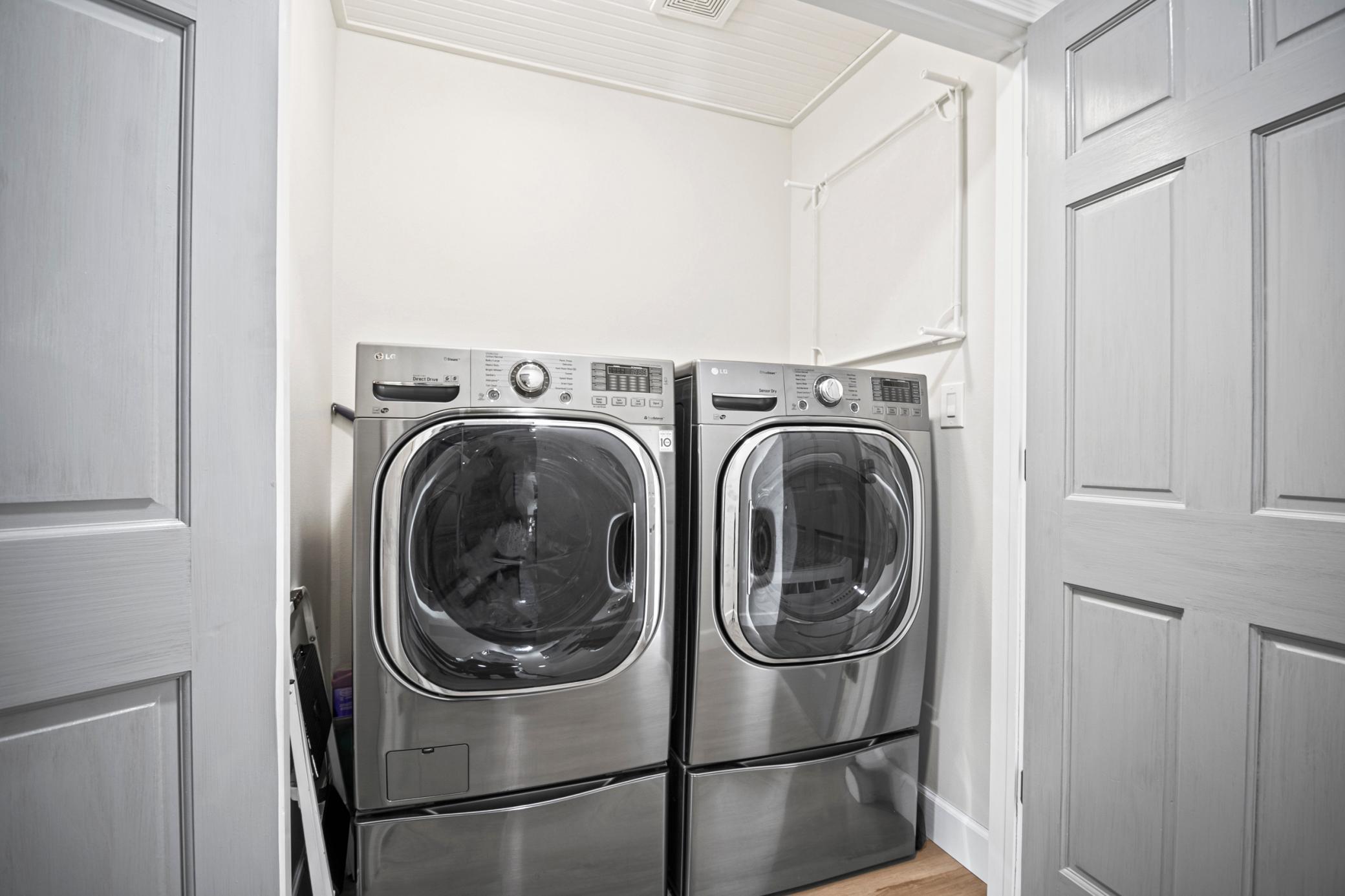 1800 Keller Place NE