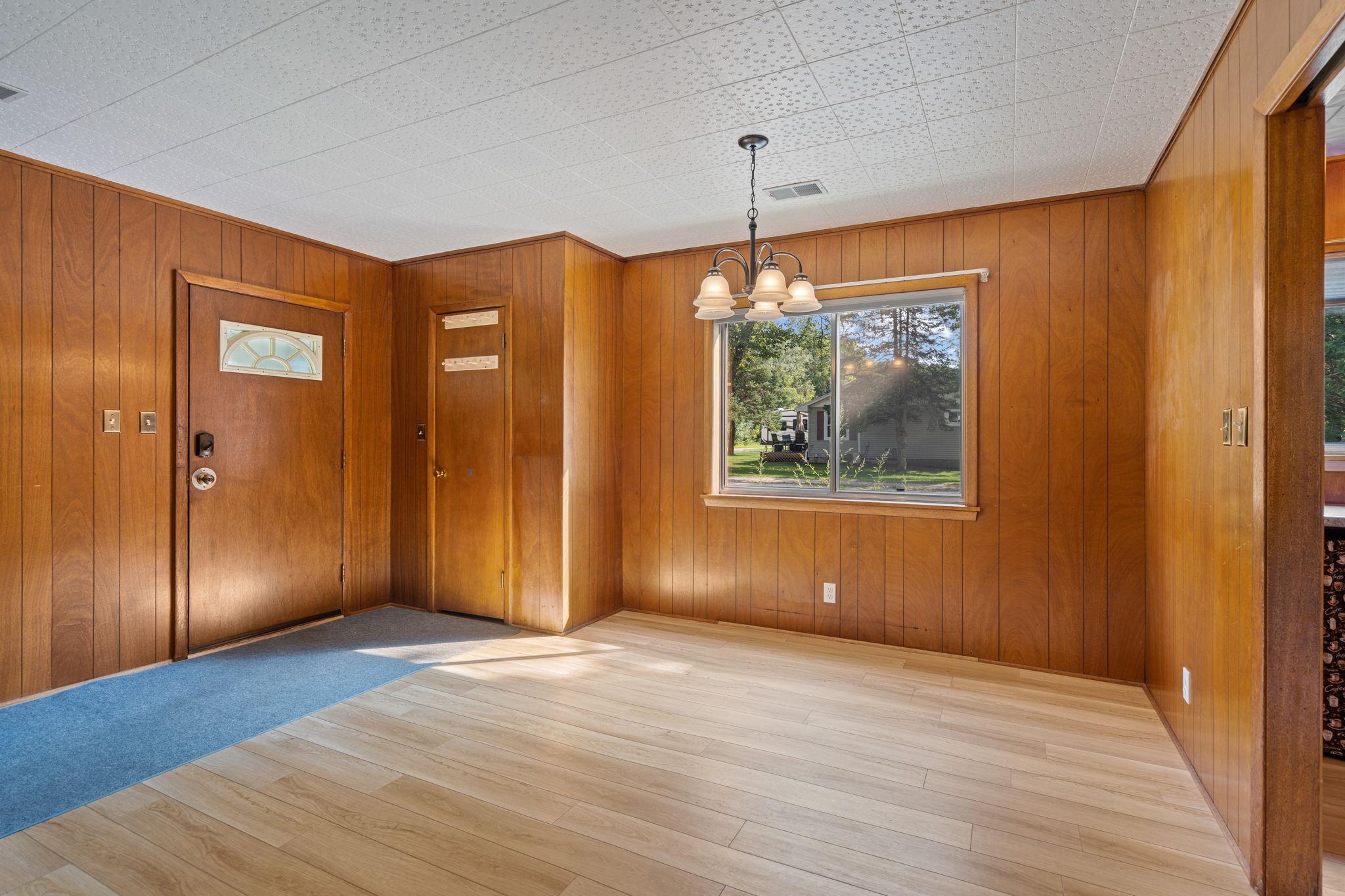 1585 SW 28th Street