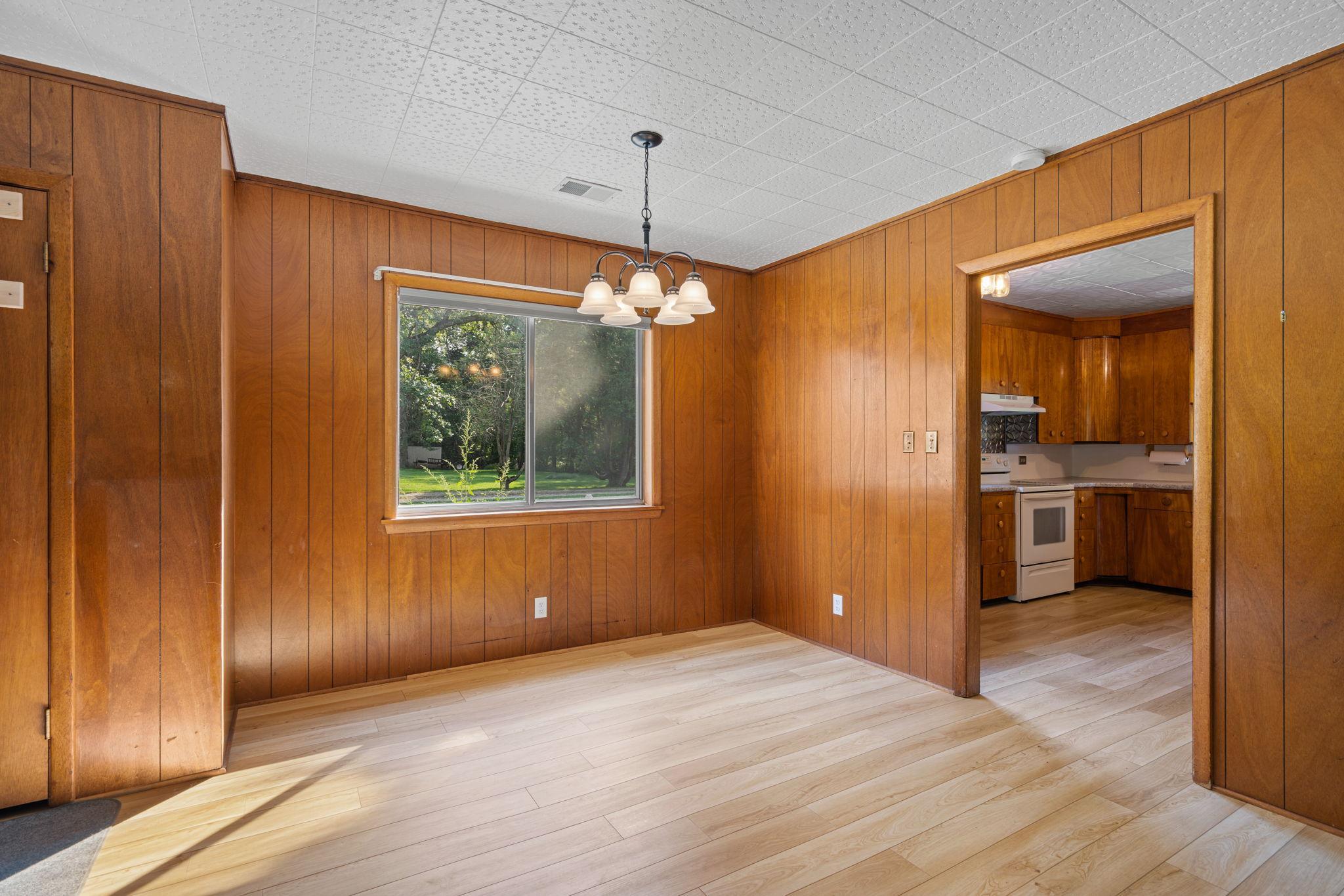 1585 SW 28th Street