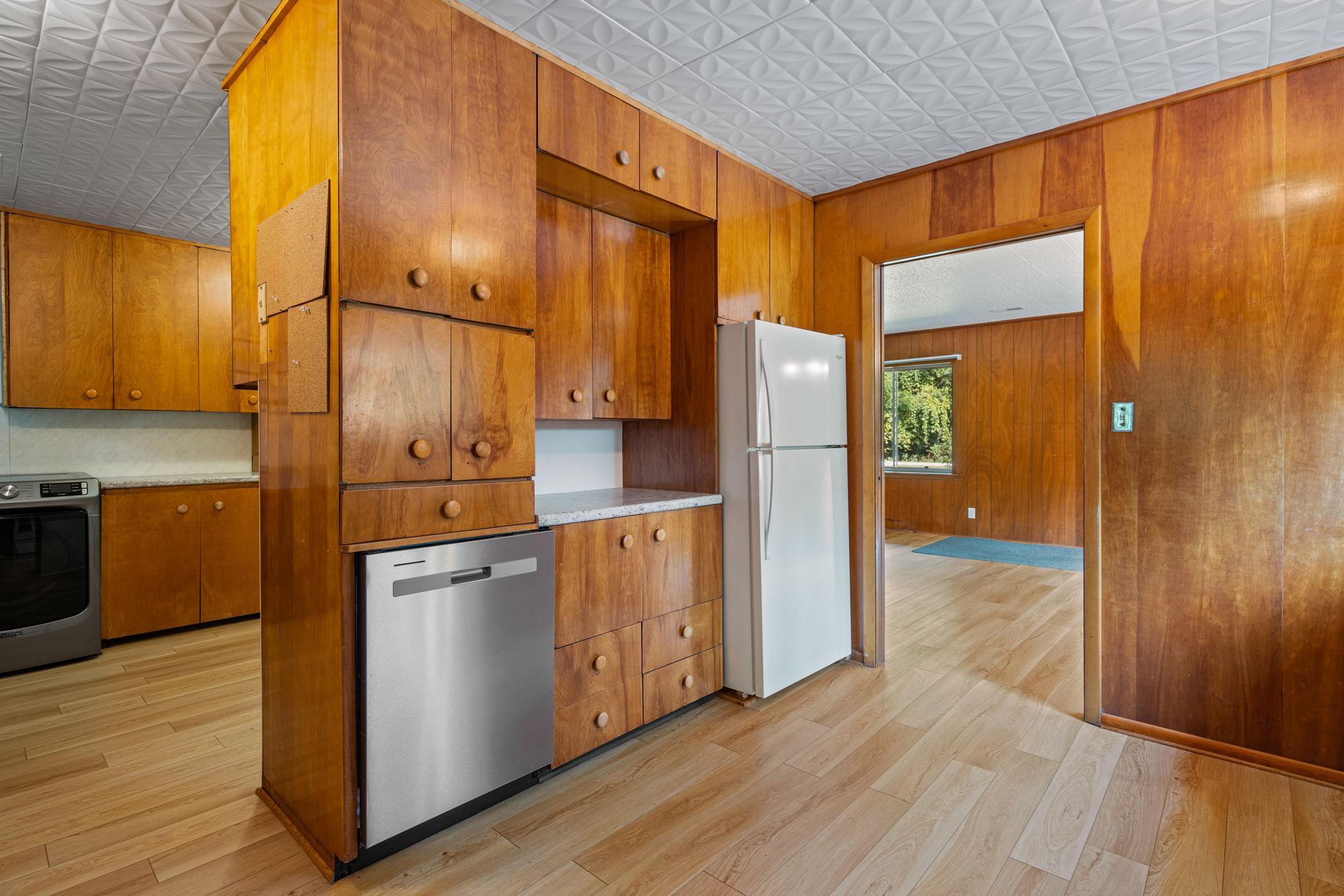 1585 SW 28th Street