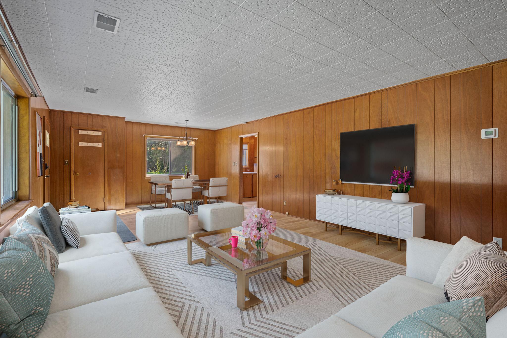 1585 SW 28th Street