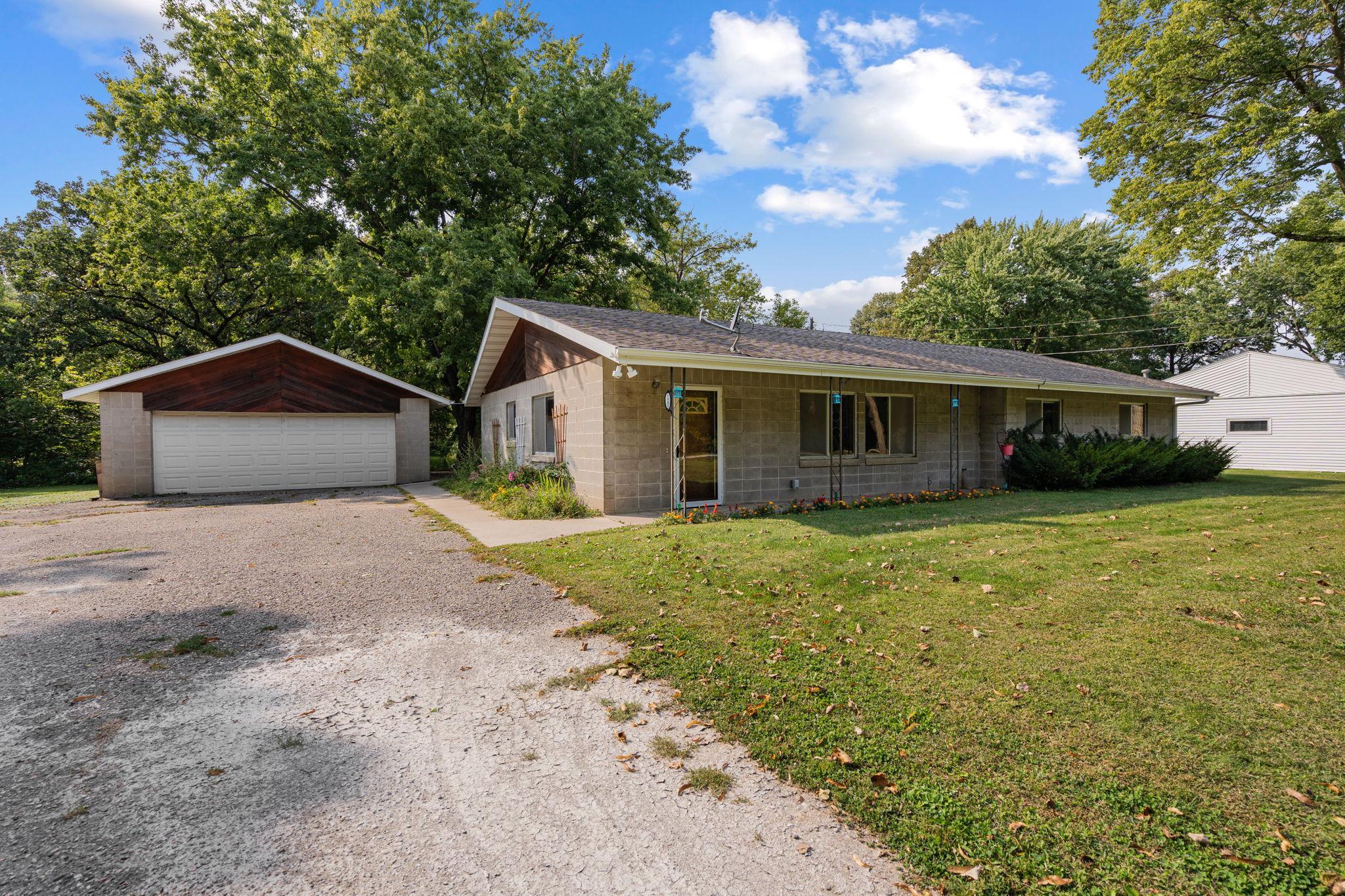 1585 SW 28th Street