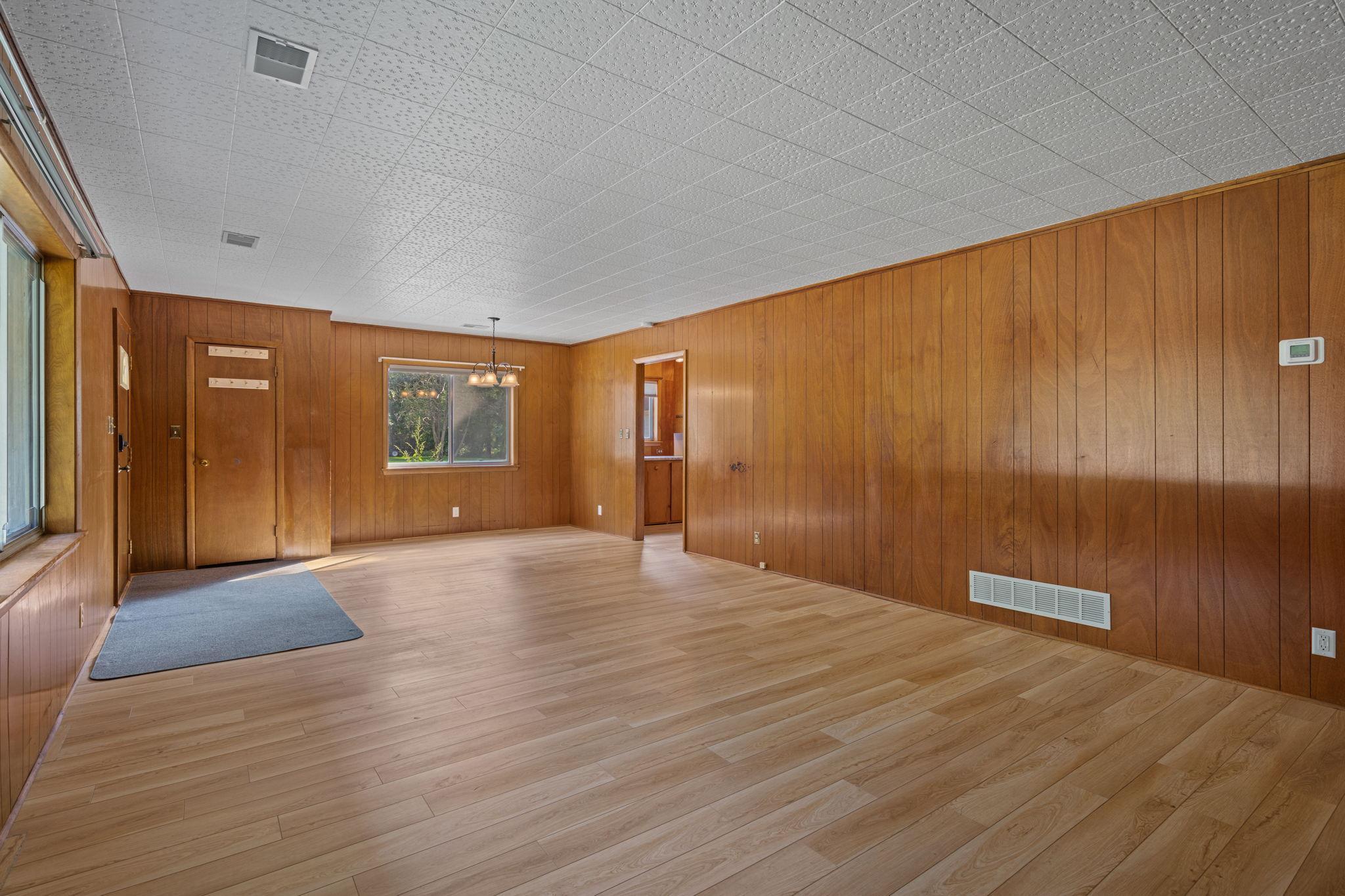 1585 SW 28th Street