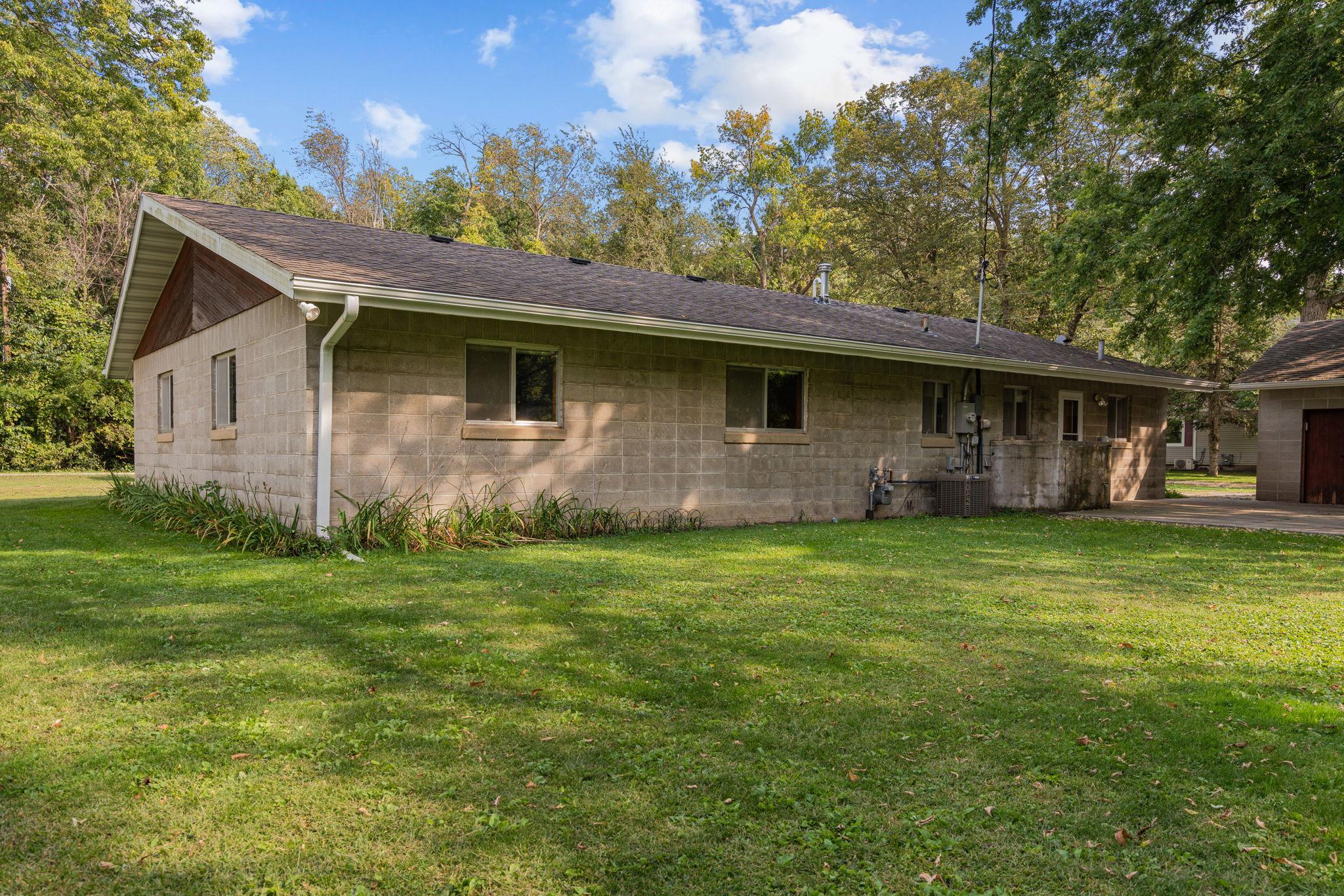 1585 SW 28th Street