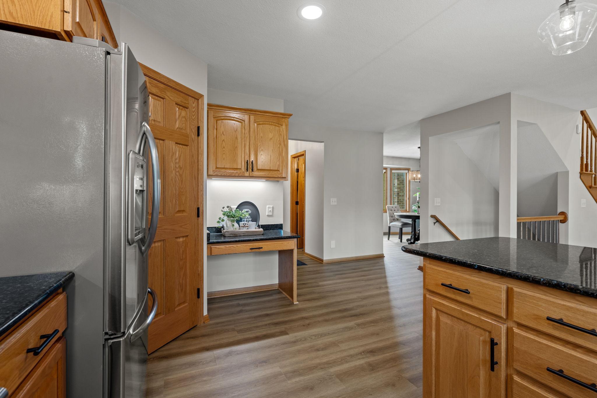 602 Greenhaven Lane NE