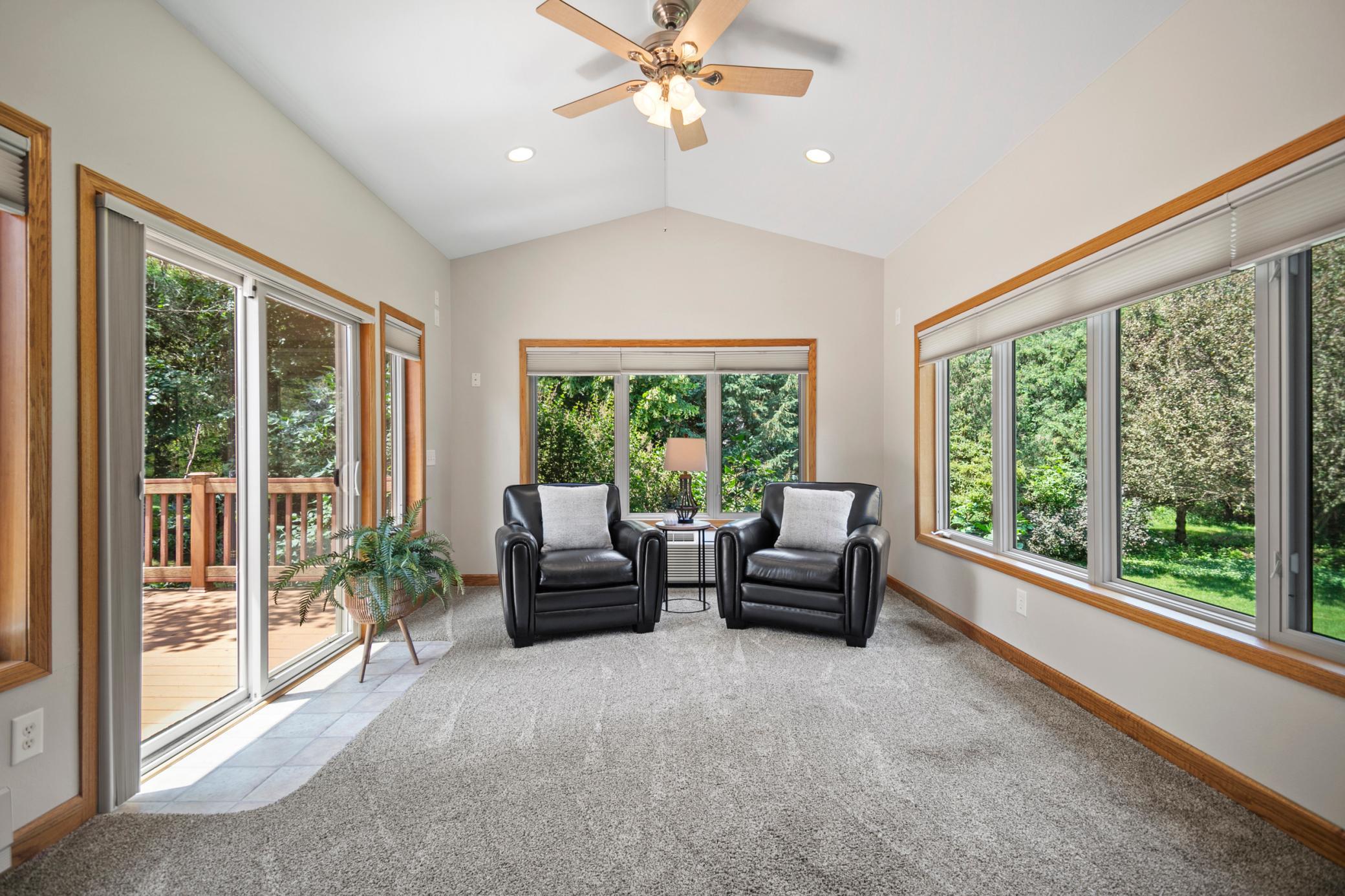 1900 Woodcrest Drive NE