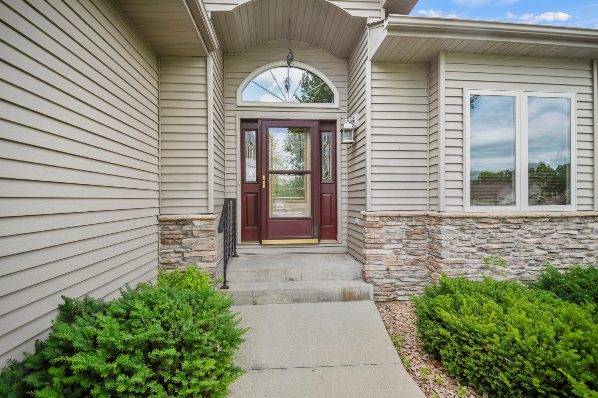 1900 Woodcrest Drive NE