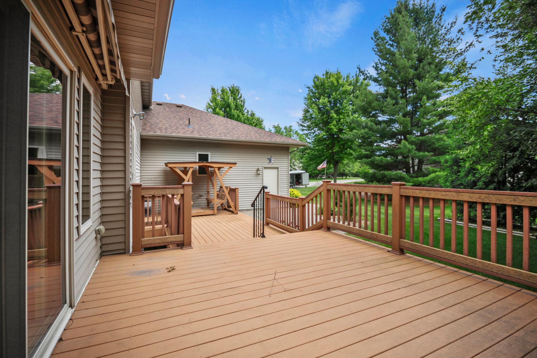 1900 Woodcrest Drive NE