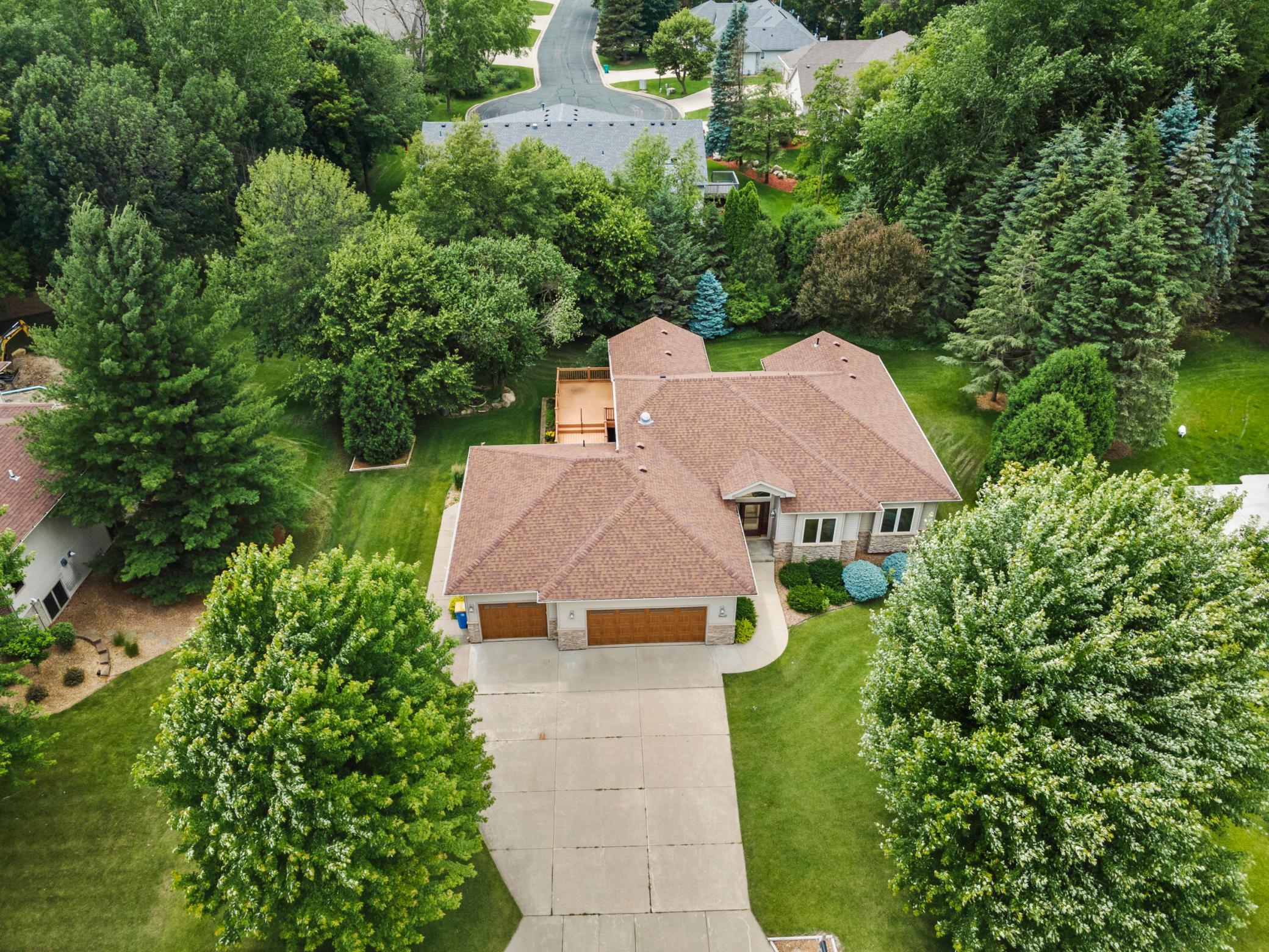 1900 Woodcrest Drive NE