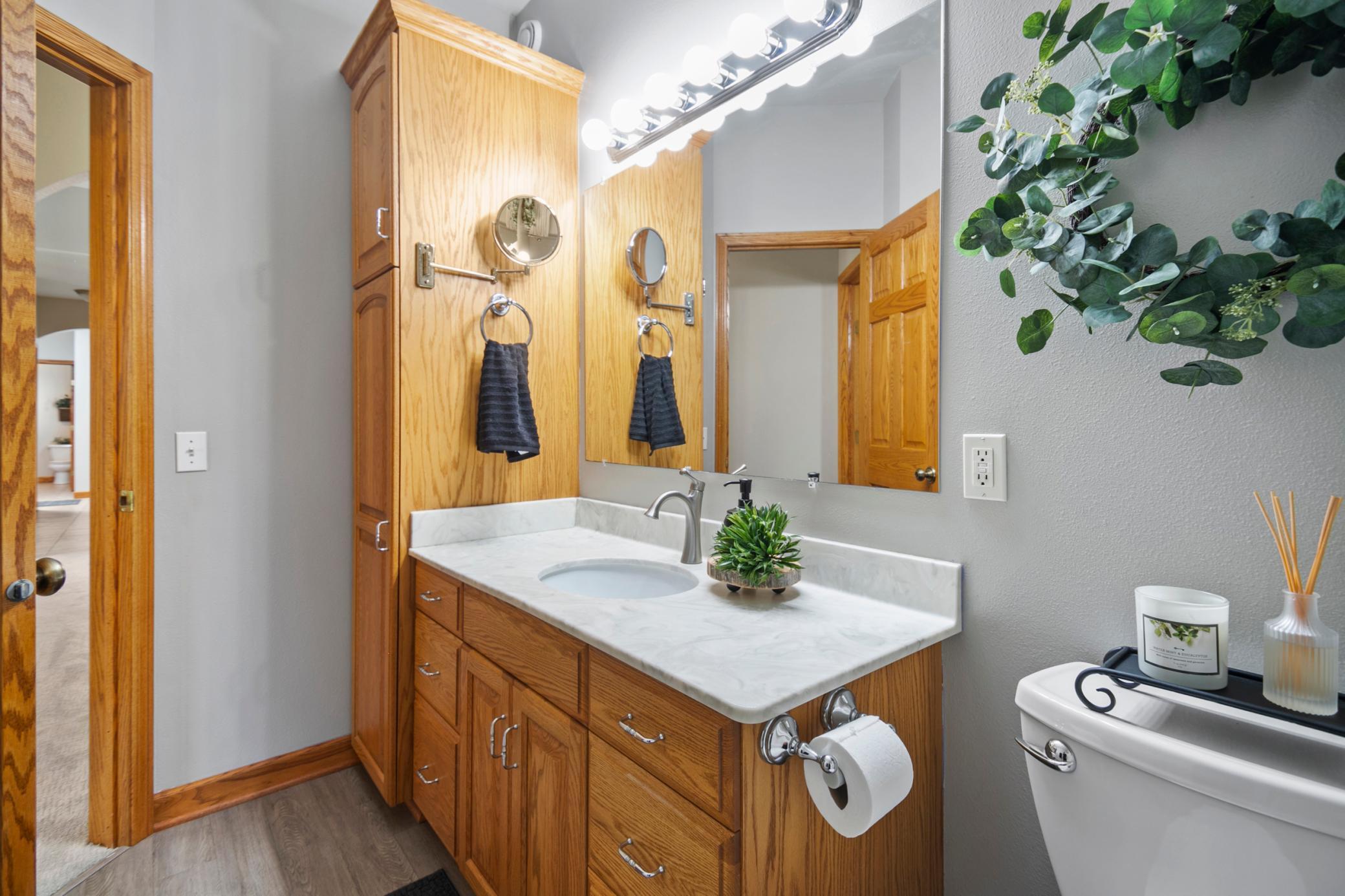 1900 Woodcrest Drive NE