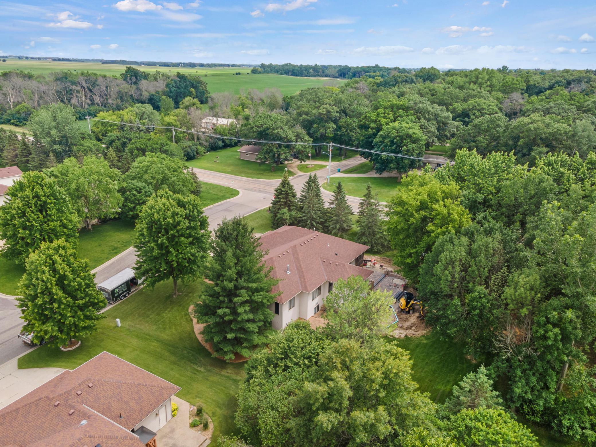 1900 Woodcrest Drive NE