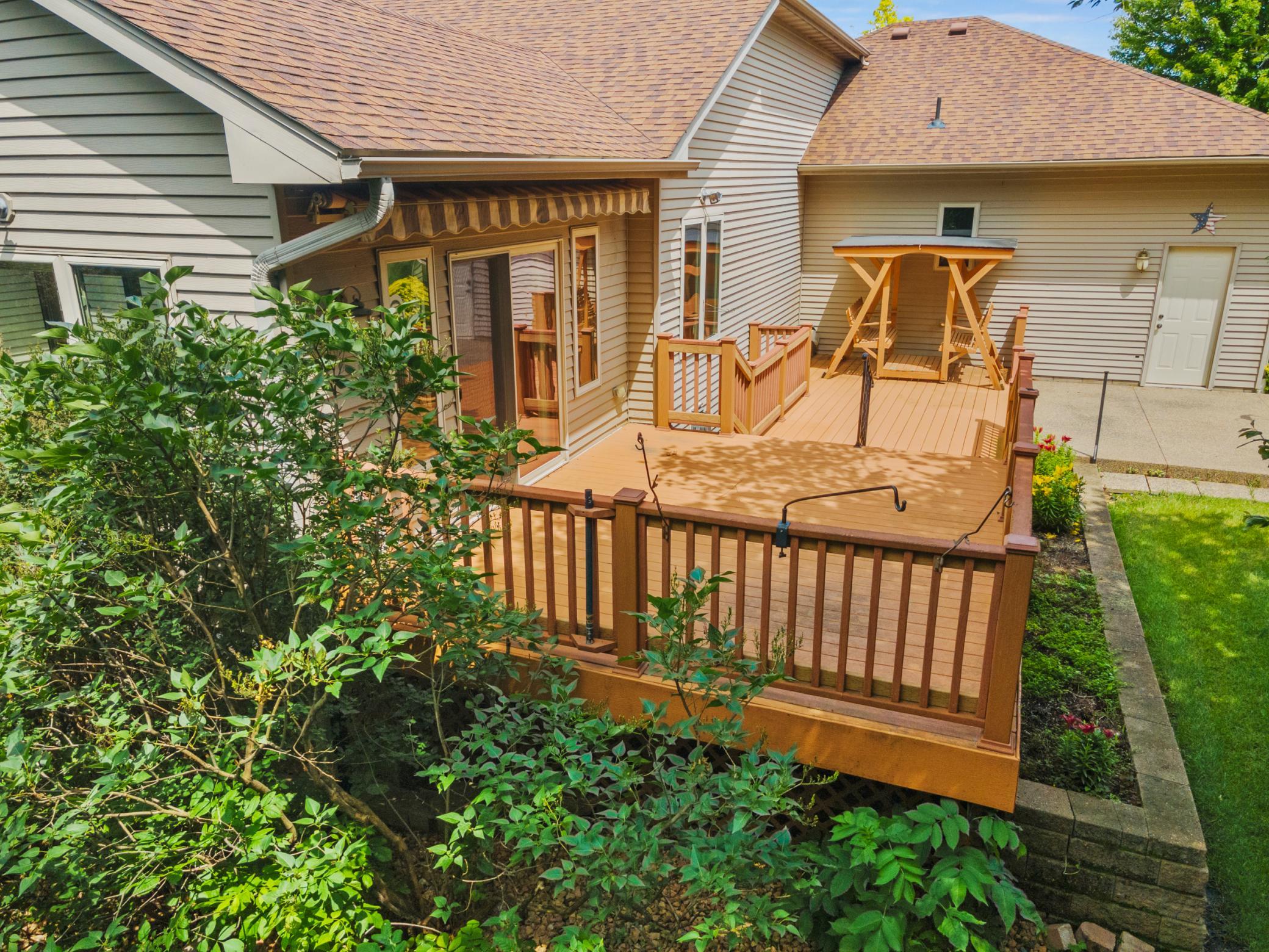 1900 Woodcrest Drive NE