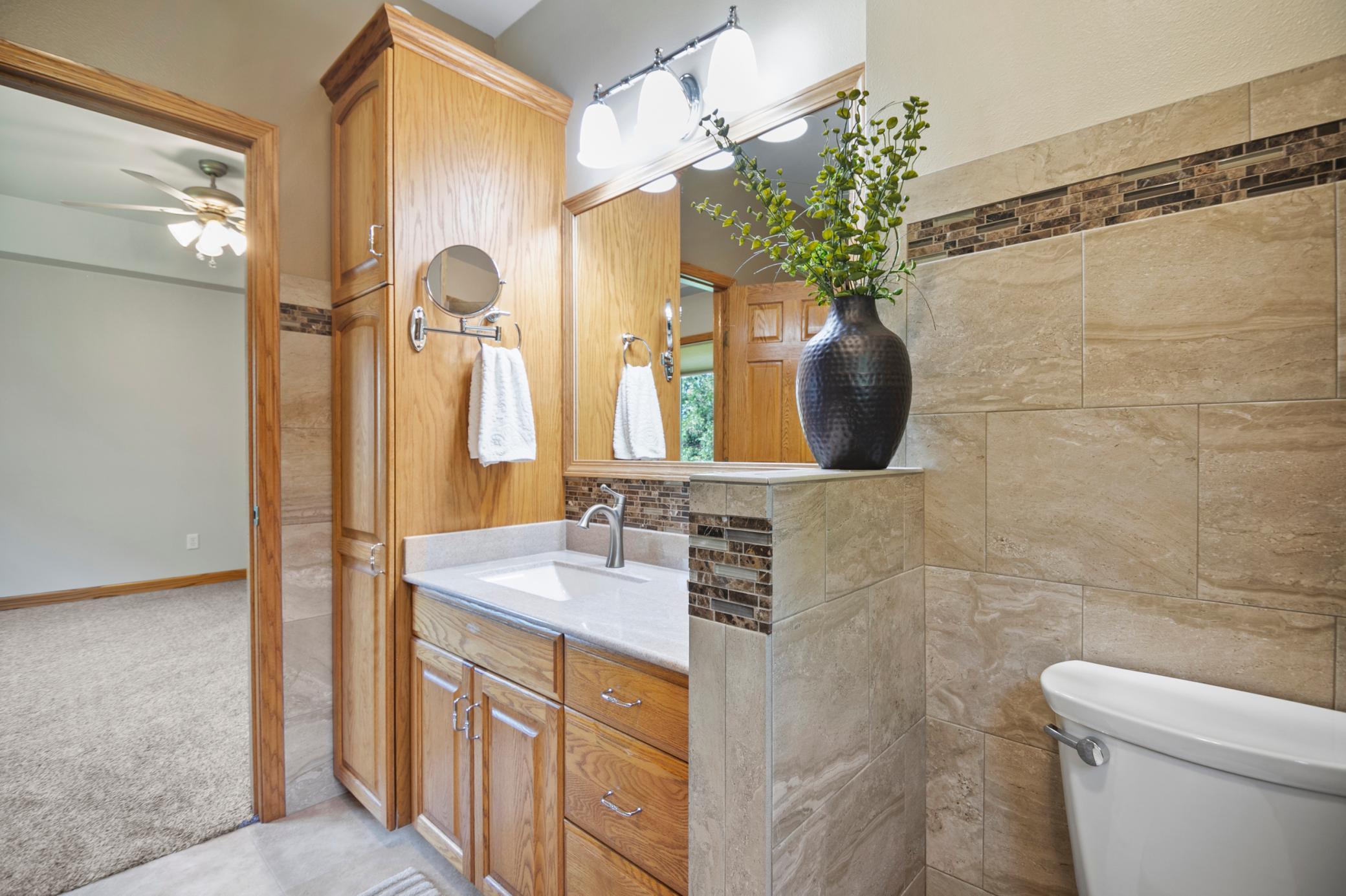 1900 Woodcrest Drive NE