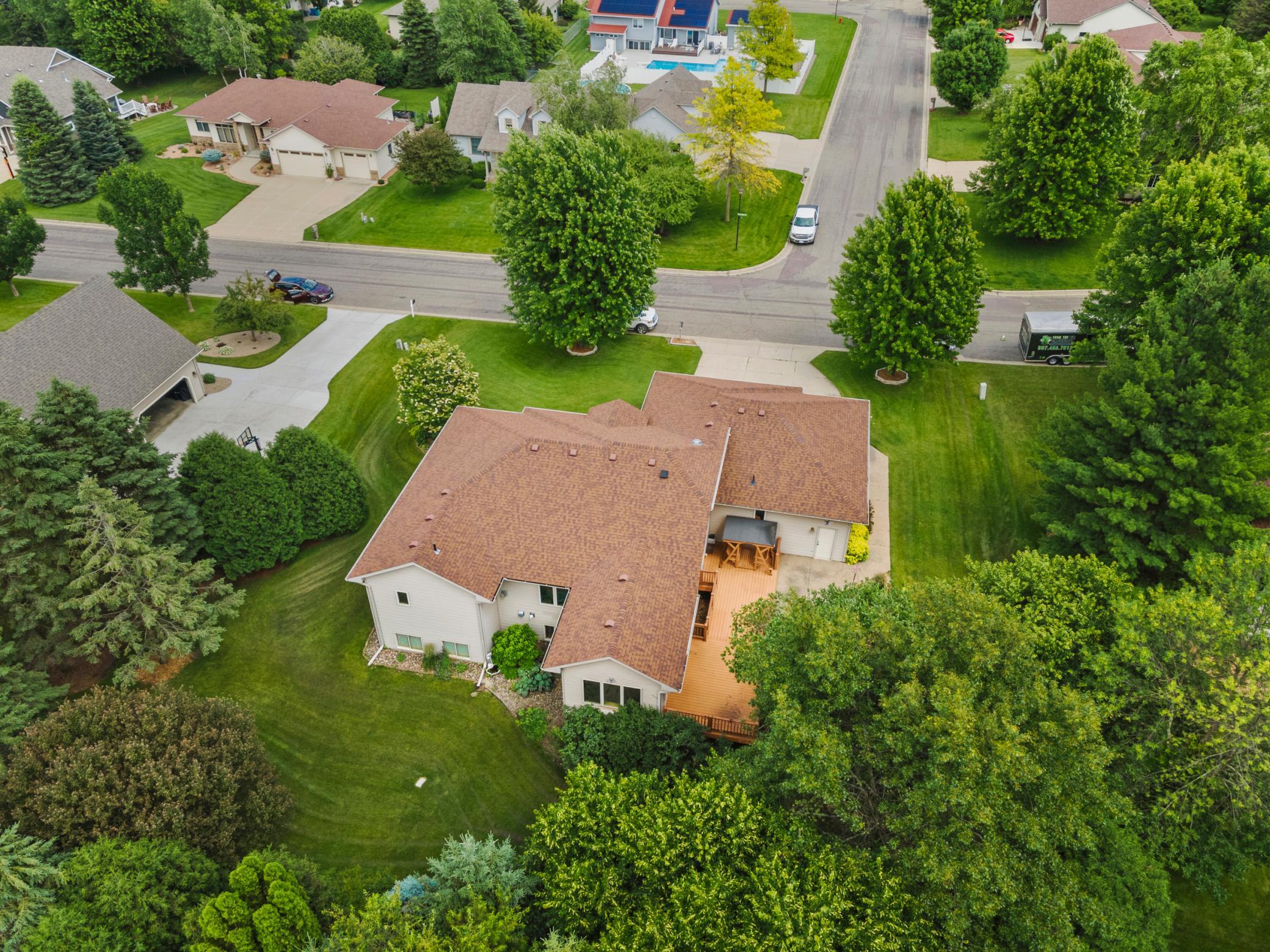 1900 Woodcrest Drive NE