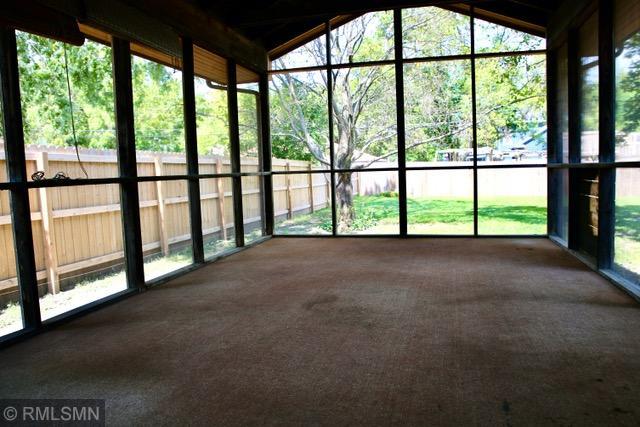 556 Phelps Street