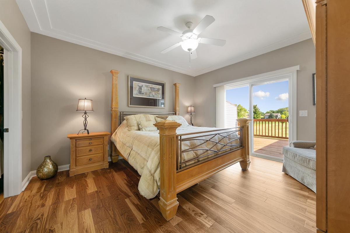 2877 Meadowview Lane NE