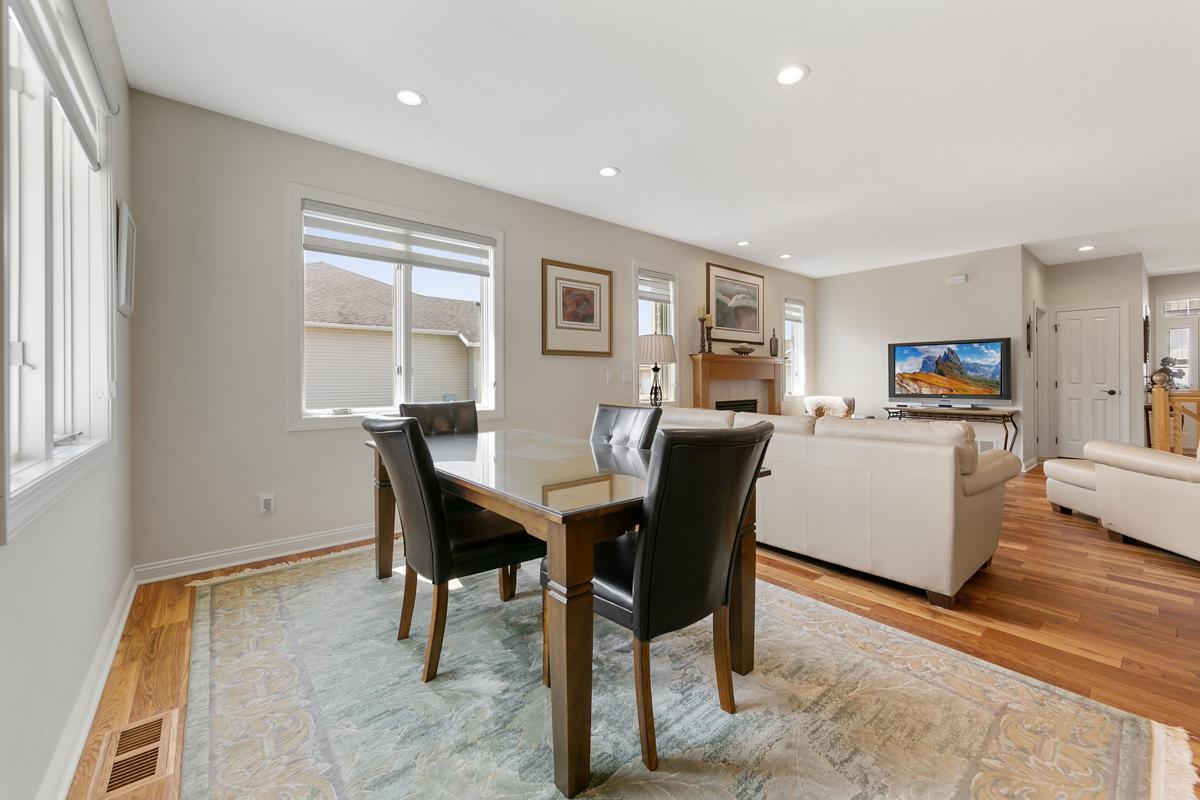 2877 Meadowview Lane NE