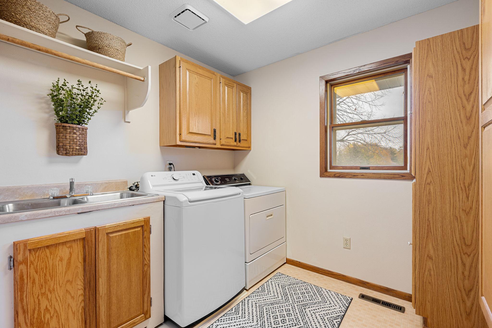 970 Olympic Hills Place NE