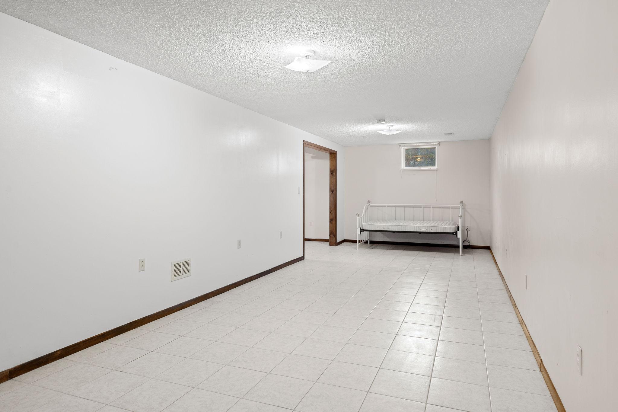 970 Olympic Hills Place NE