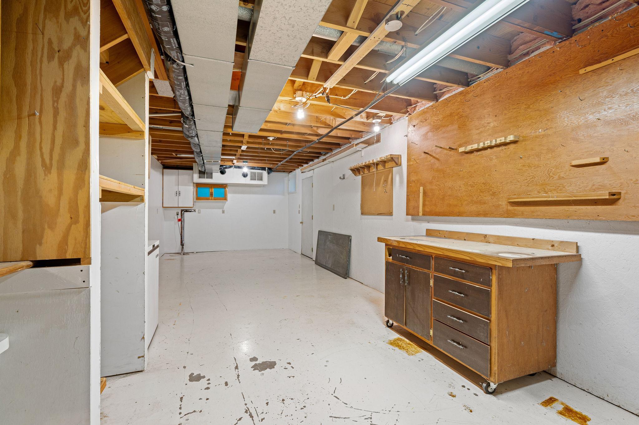 970 Olympic Hills Place NE