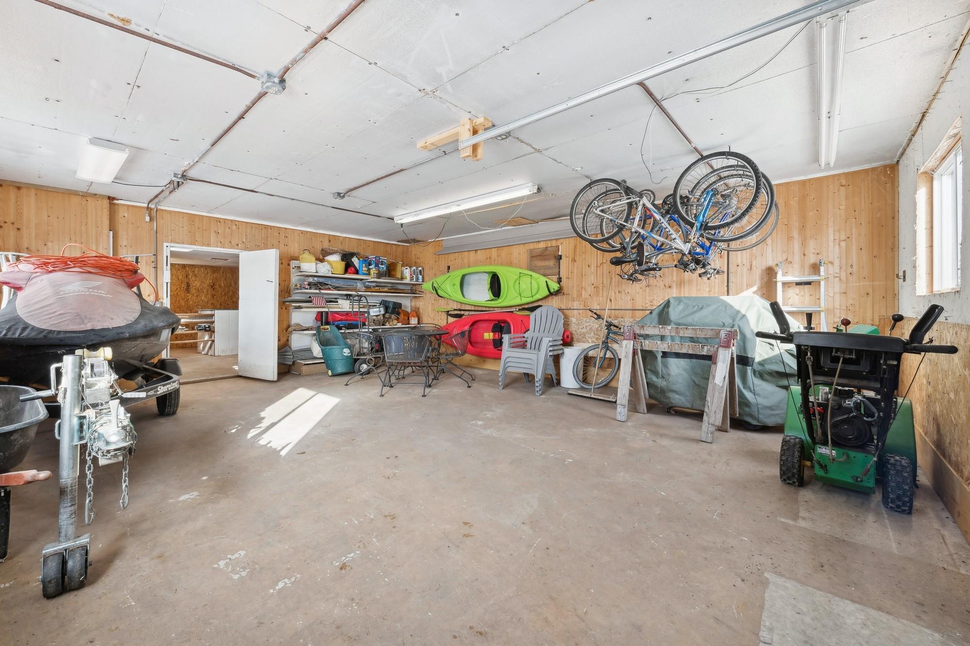 12699 Leroy Trail W