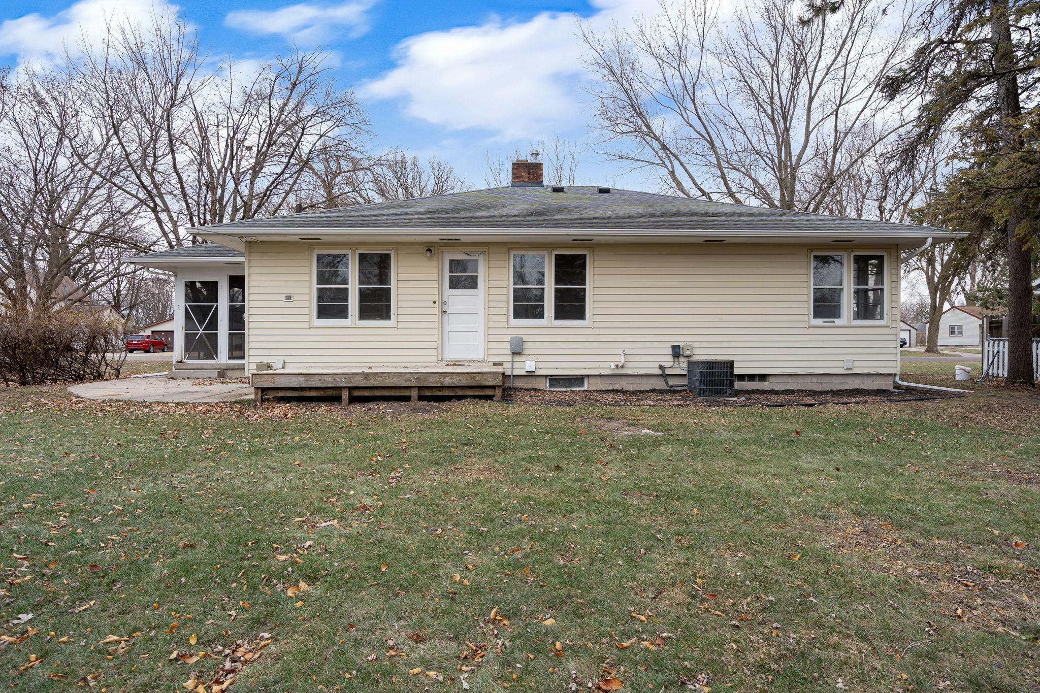 240 Hobart Street