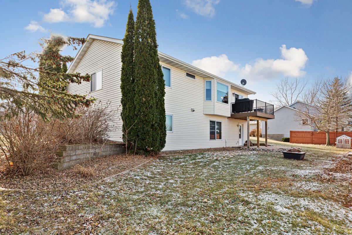507 Oakridge Place