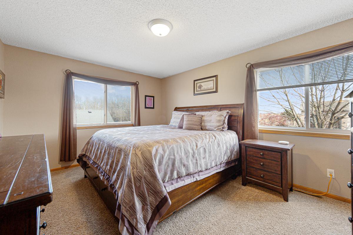 507 Oakridge Place