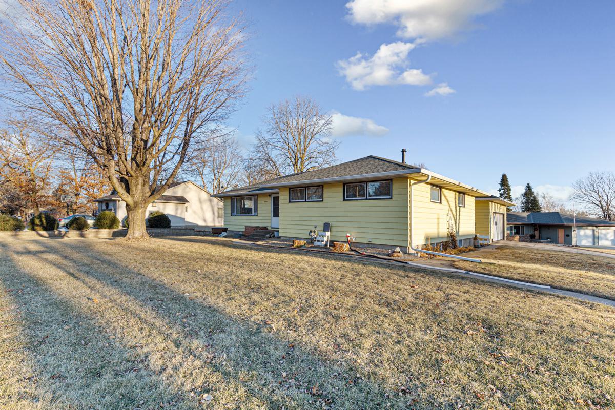 1005 NE Mineral Sp Road