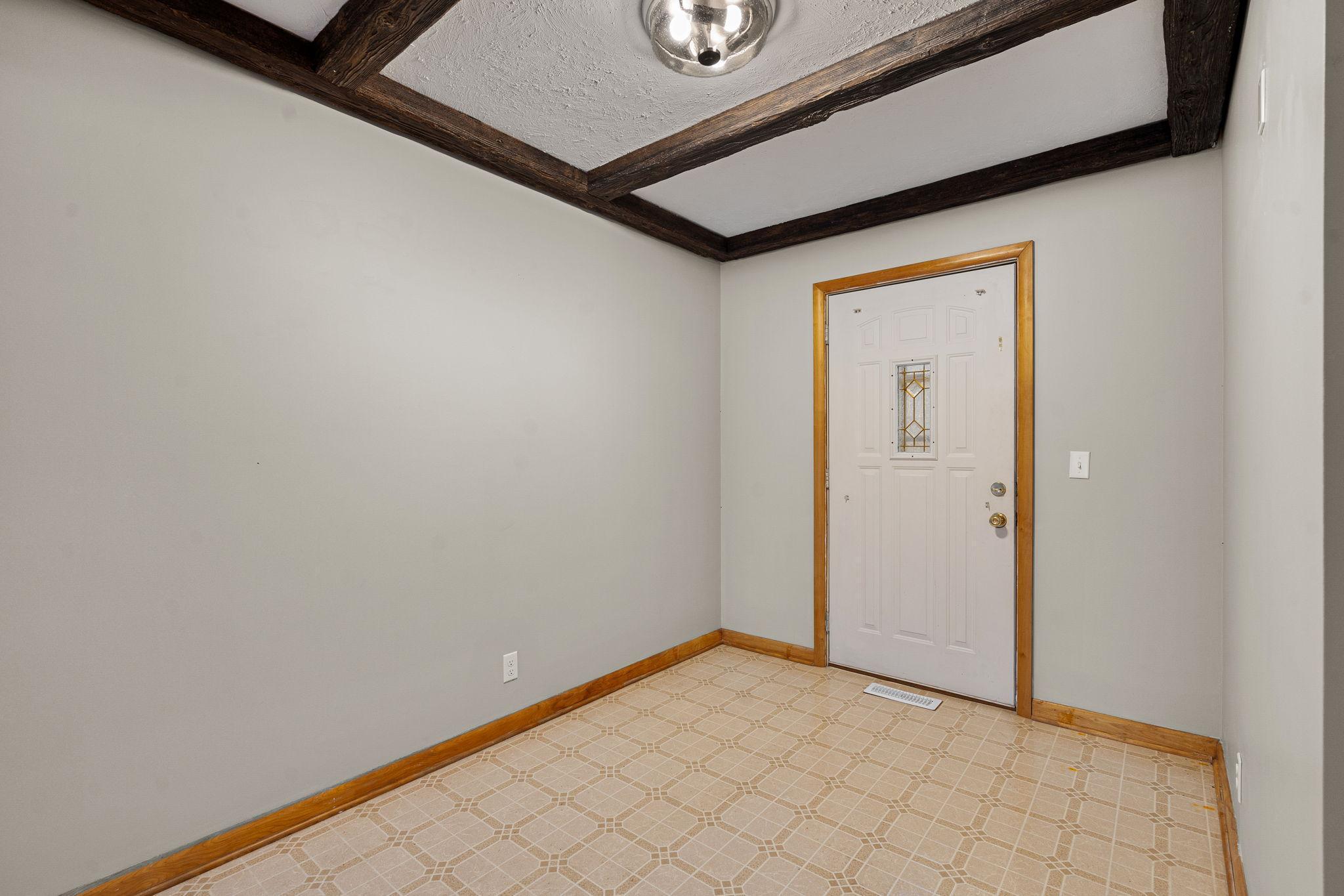 1061 Saint Paul Road