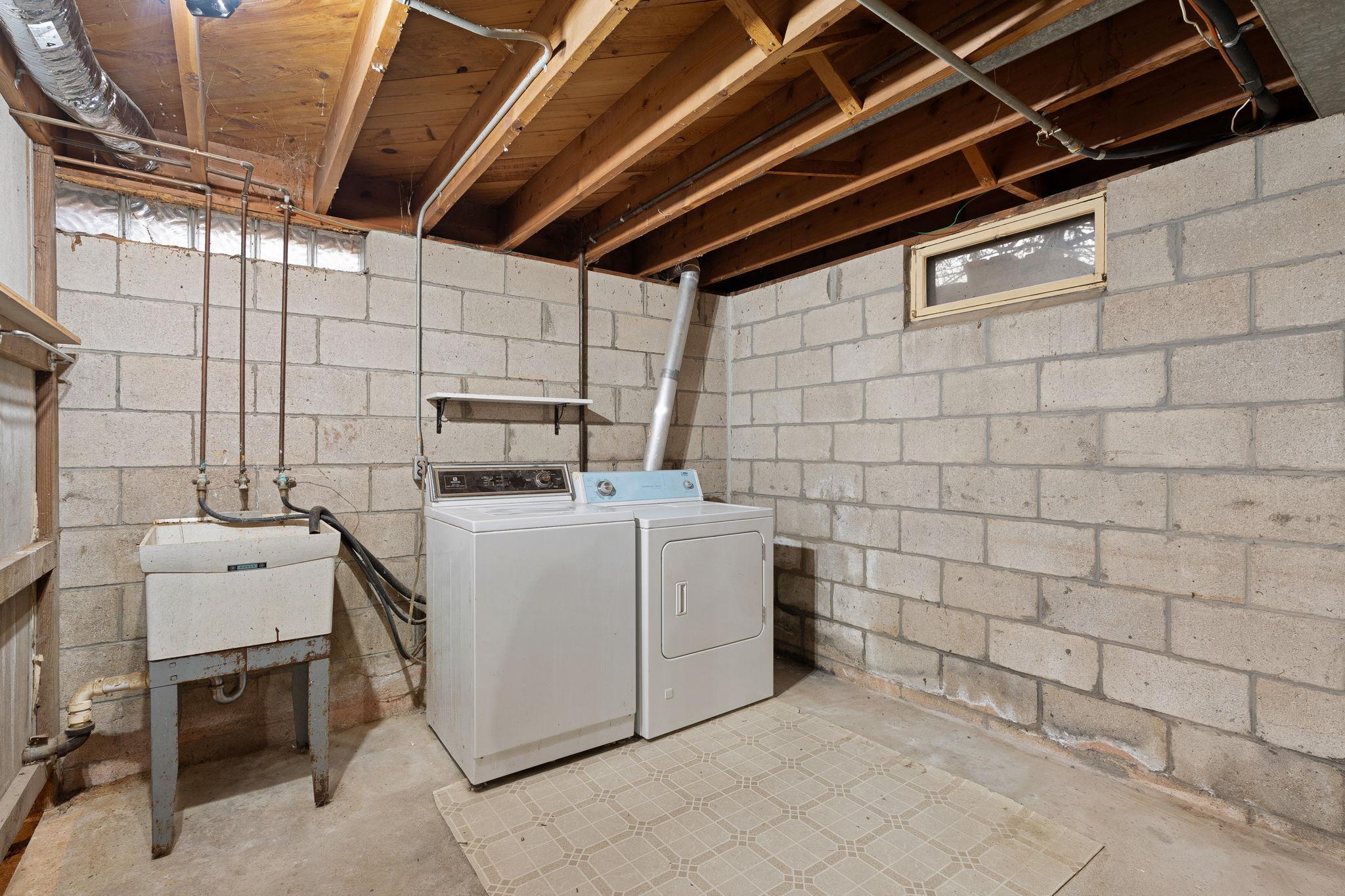 1061 Saint Paul Road