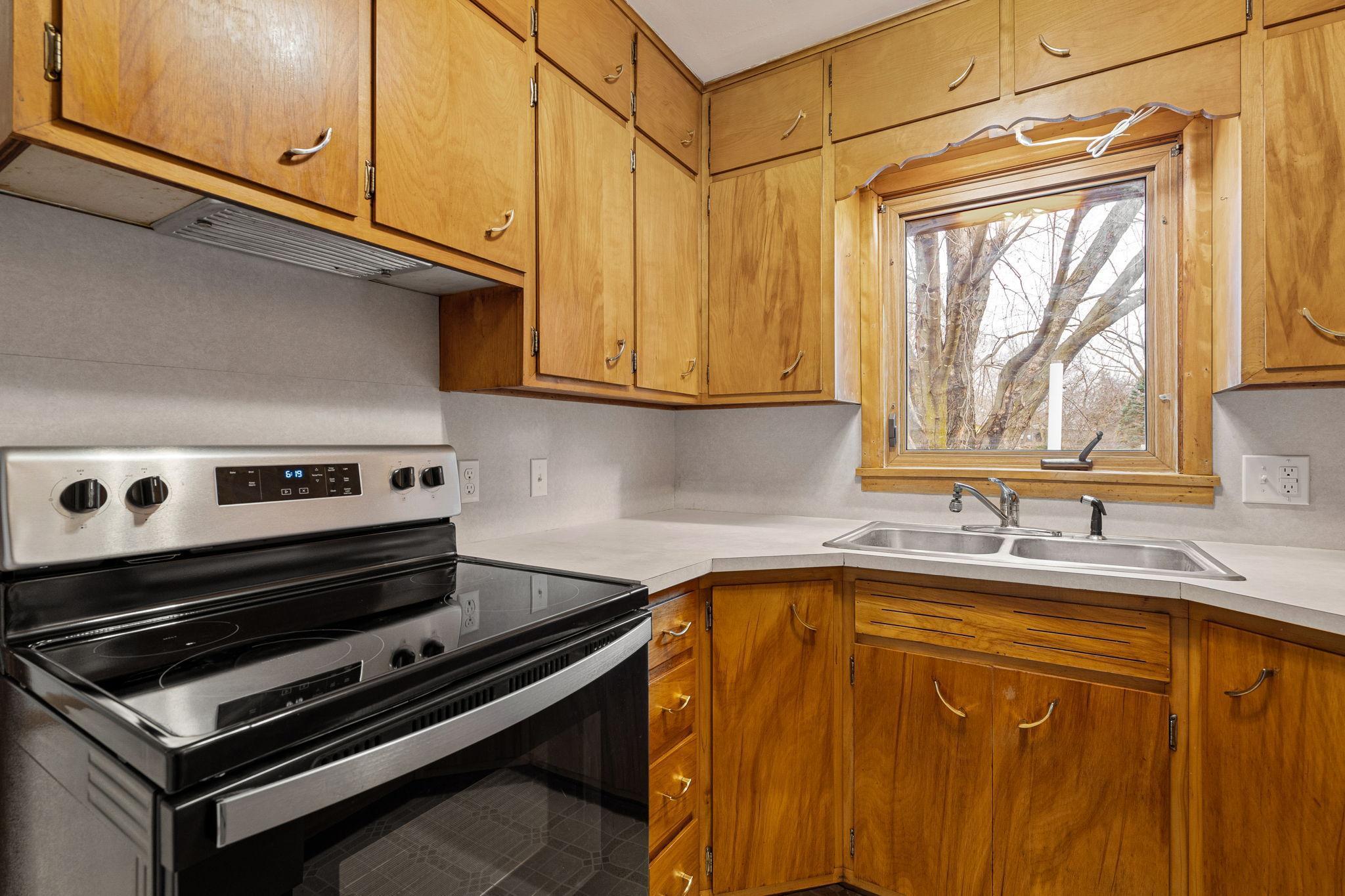 1061 Saint Paul Road