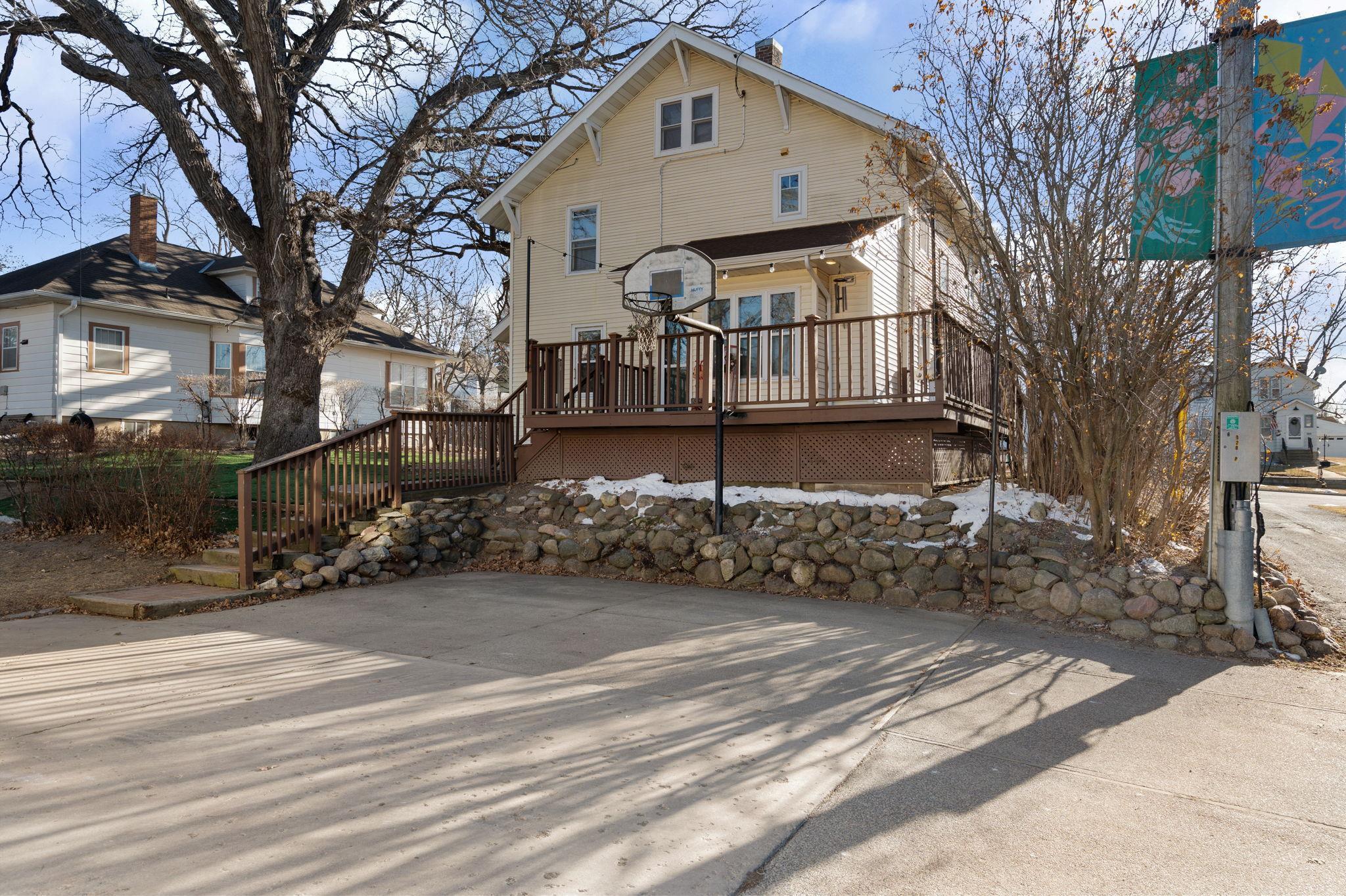 128 Prospect Street